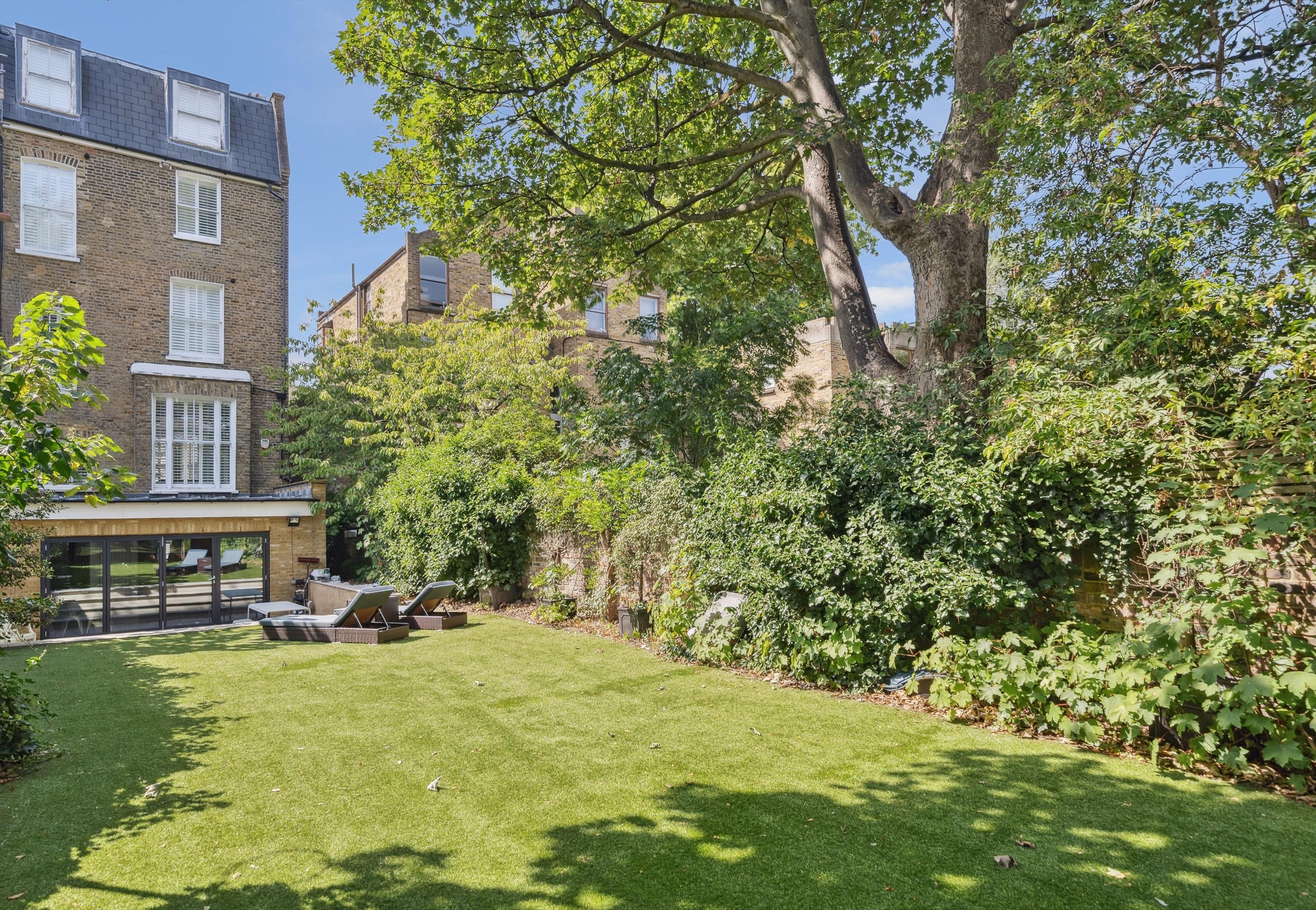 The Chase, Clapham Old Town, SW4