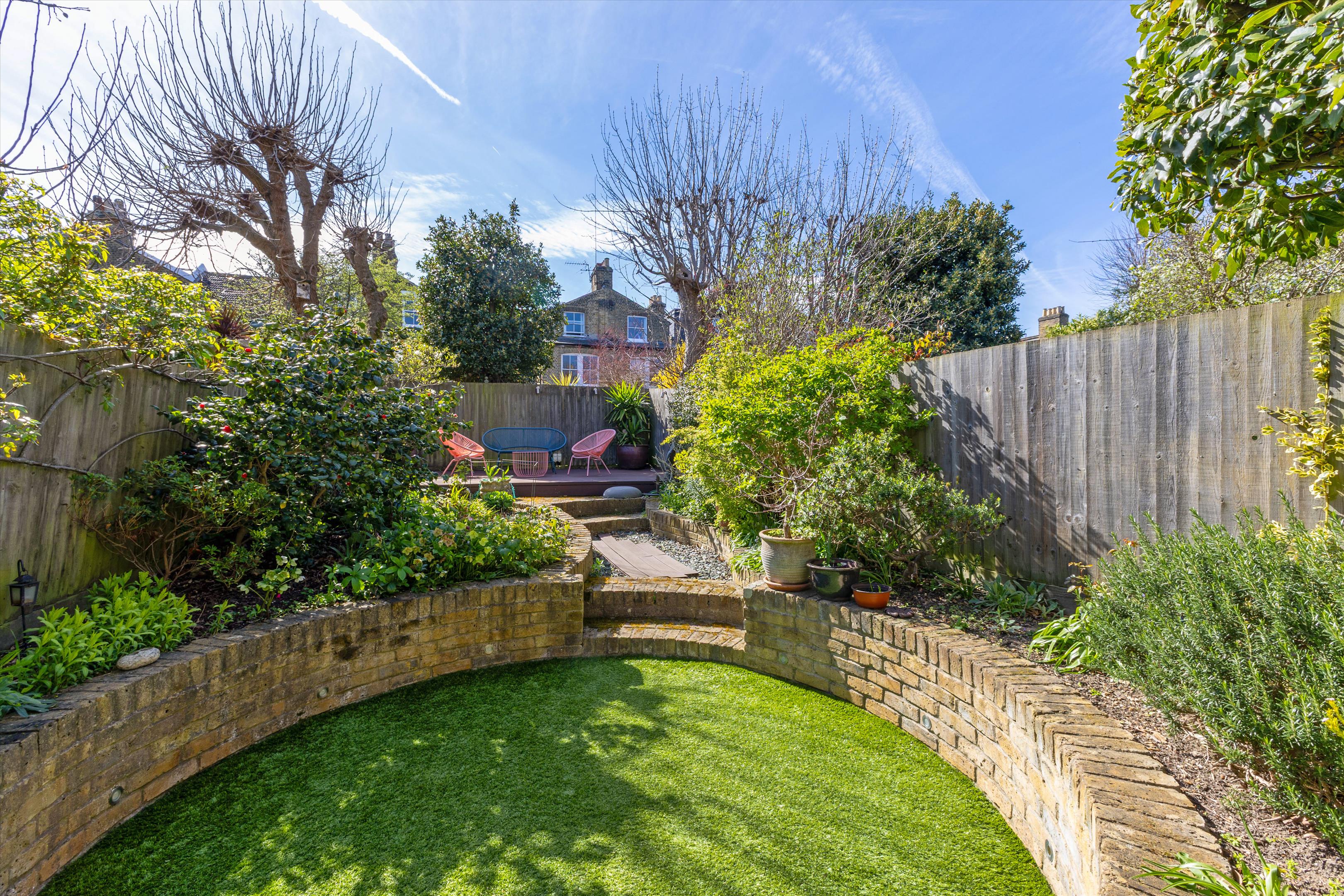 Crescent Lane, London, SW4
