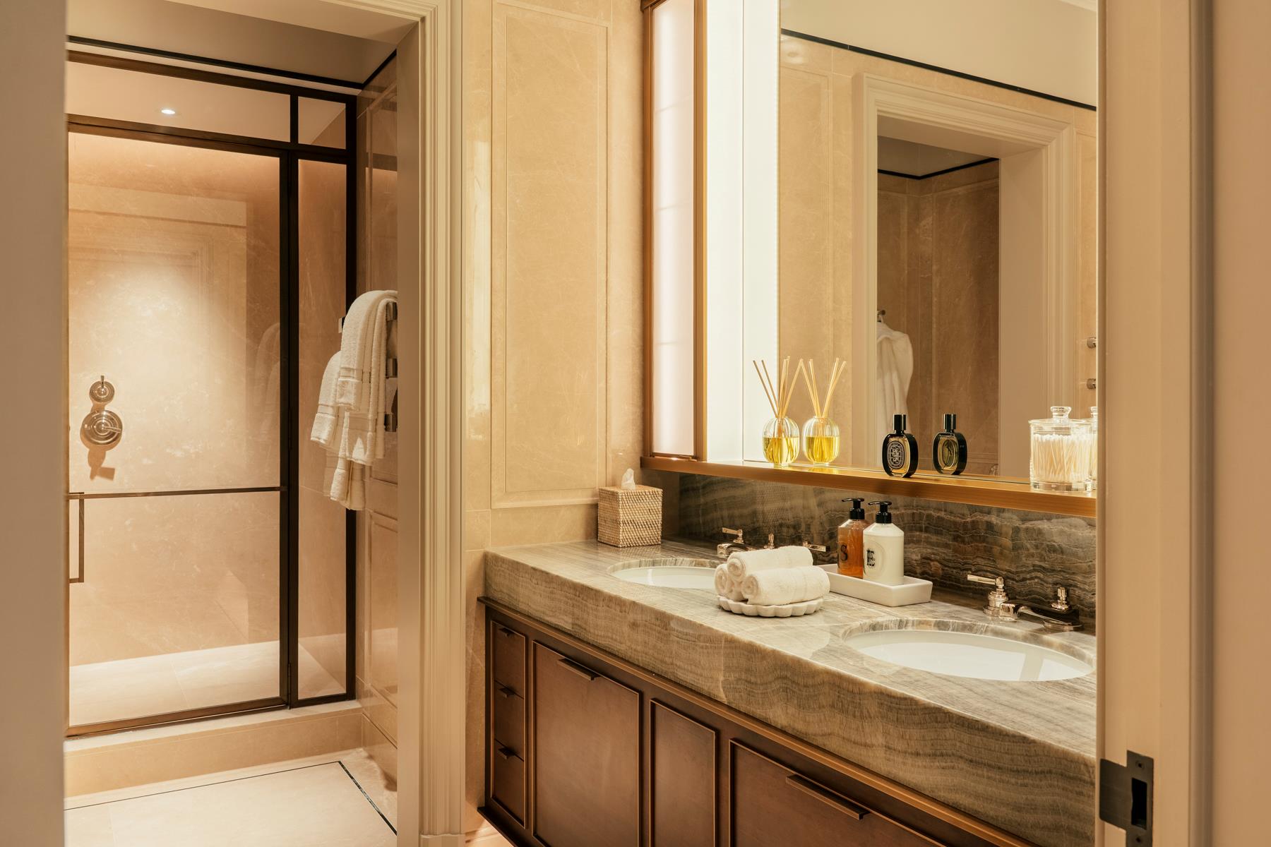 The OWO Residences by Raffles, Whitehall, London, SW1A 2EU