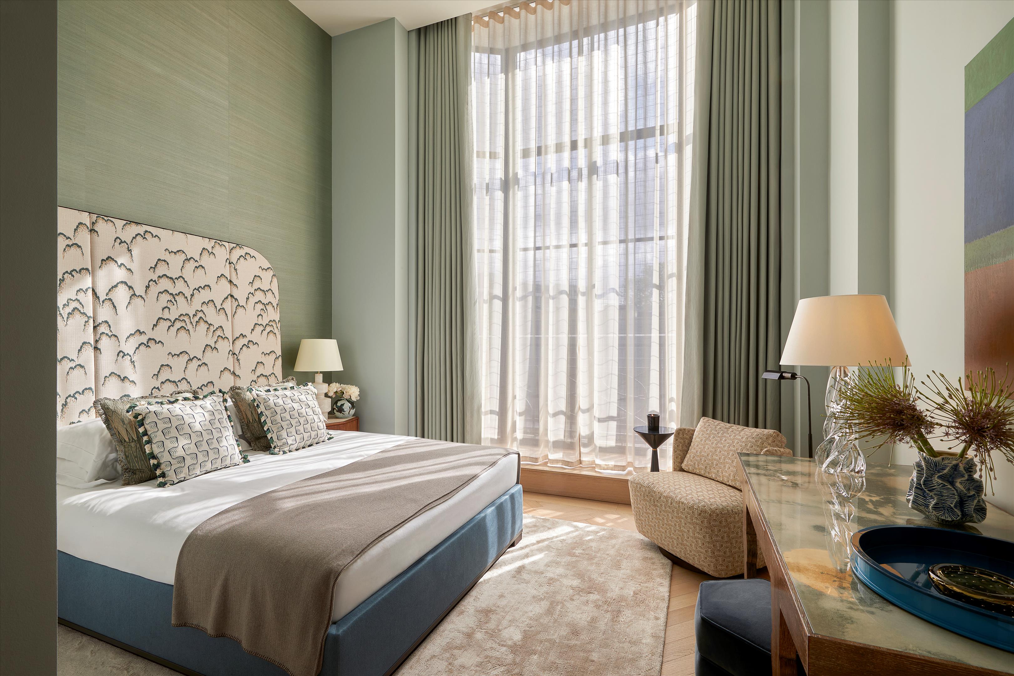 The Whiteley, Queensway, London W2 4YN.