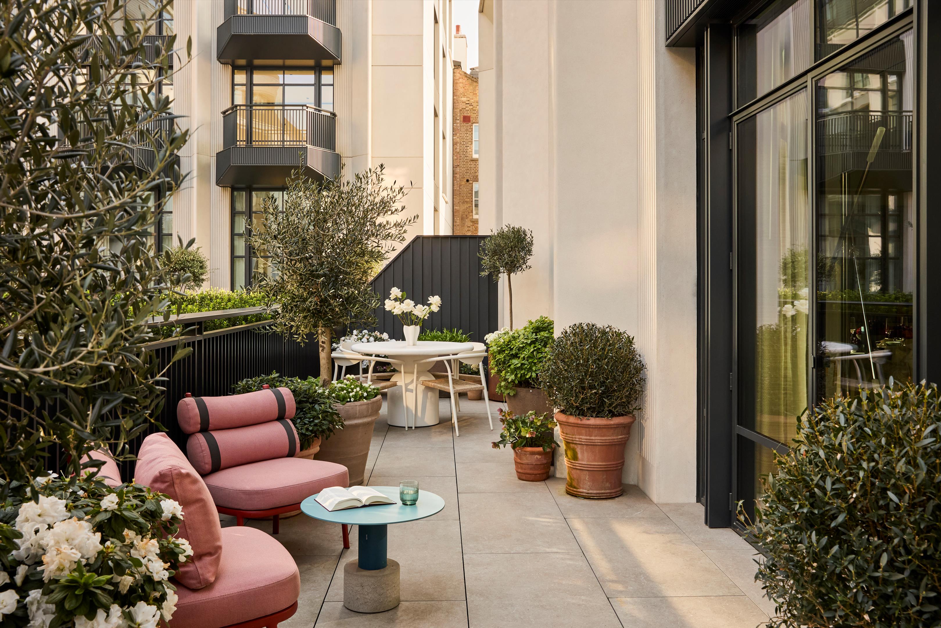 The Whiteley, Queensway, London W2 4YN.
