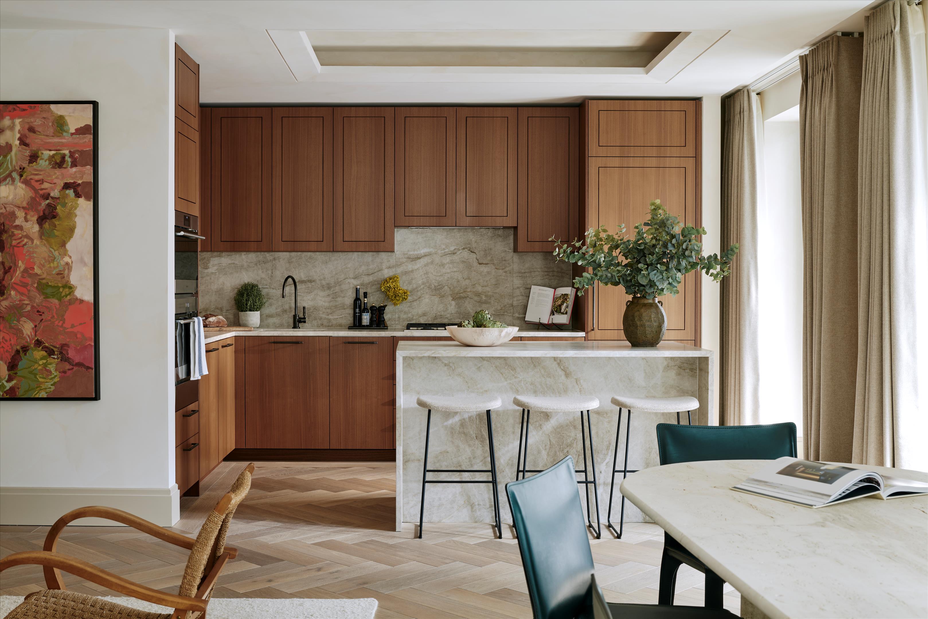 Residence 32, Nine Mulberry Square, Chelsea Barracks, Belgravia, London, SW1W 8BQ