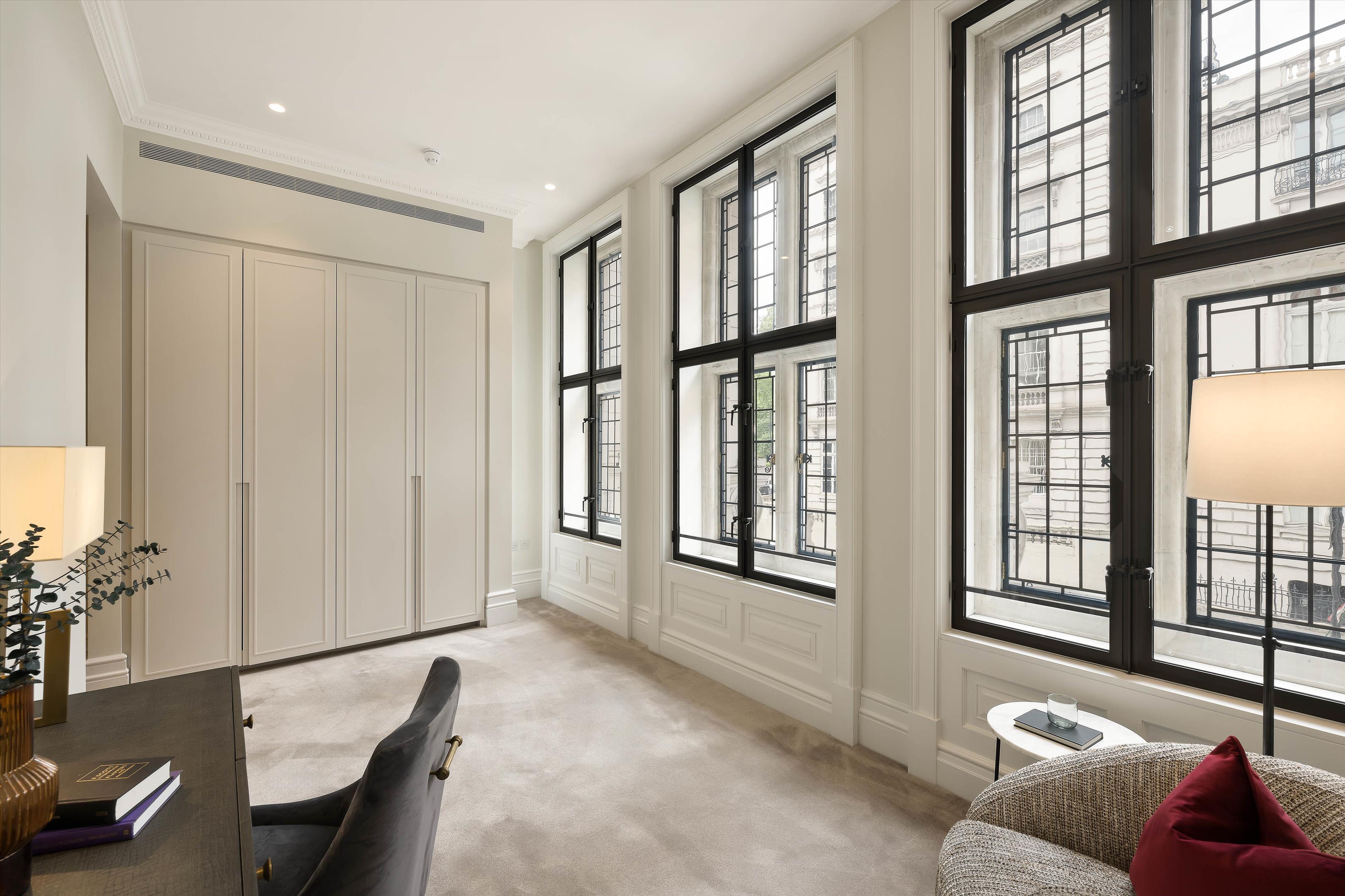 Knightsbridge Gate, 1 William Street, Knightsbridge, London, SW1X 9HL