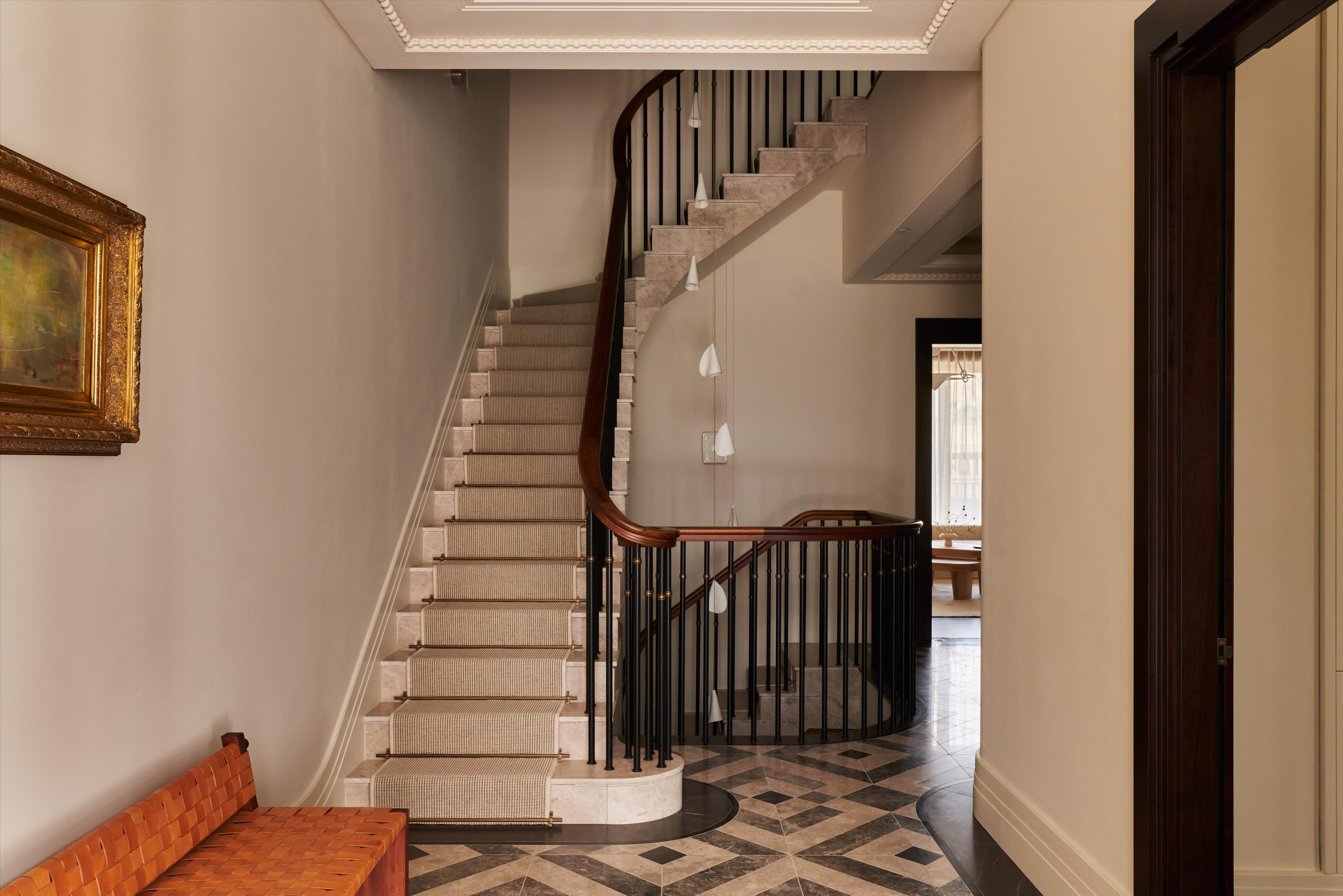 4 Mulberry Square, Chelsea Barracks, Belgravia, London, SW1W 8BQ