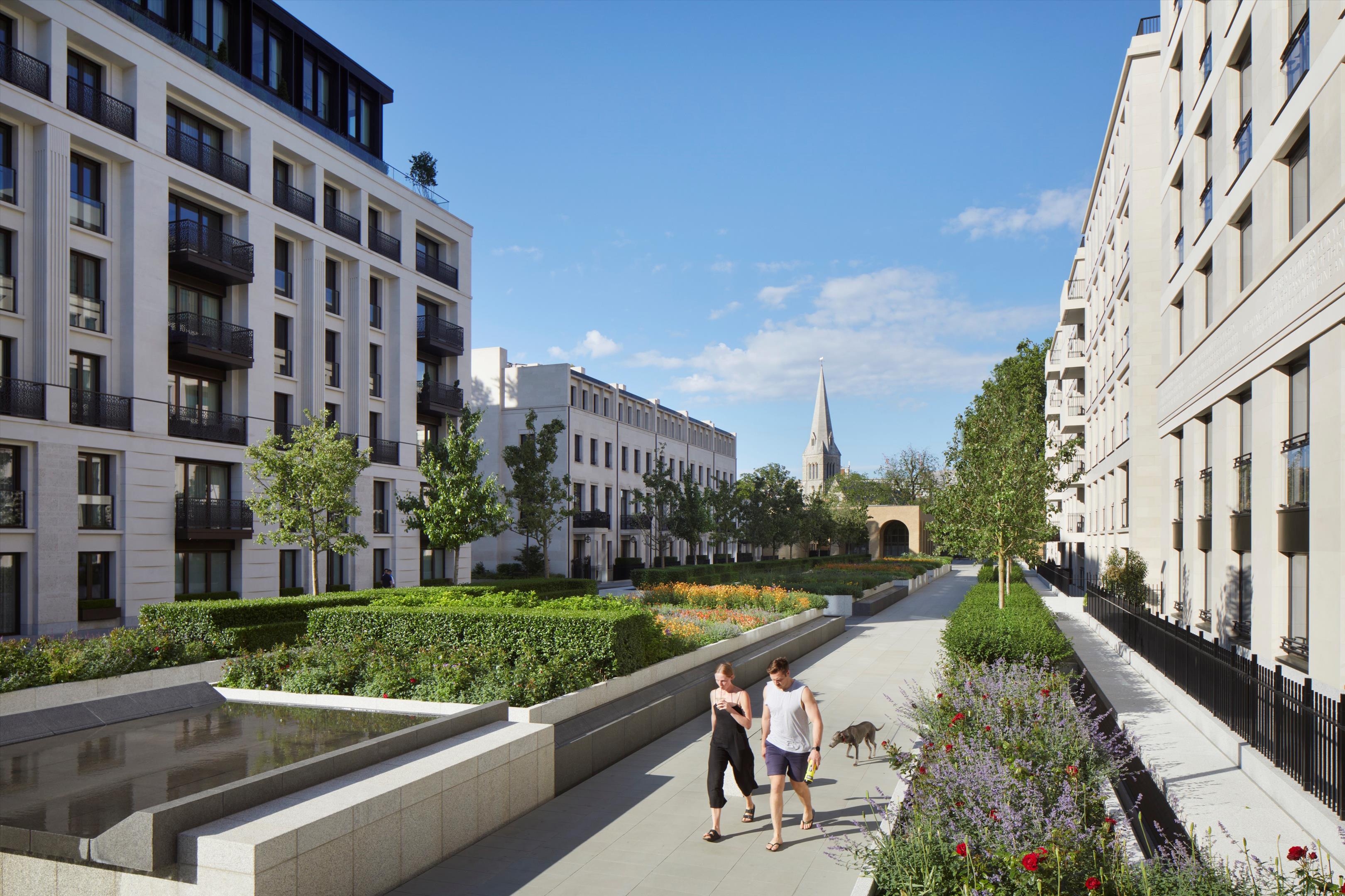 4 Mulberry Square, Chelsea Barracks, Belgravia, London, SW1W 8BQ