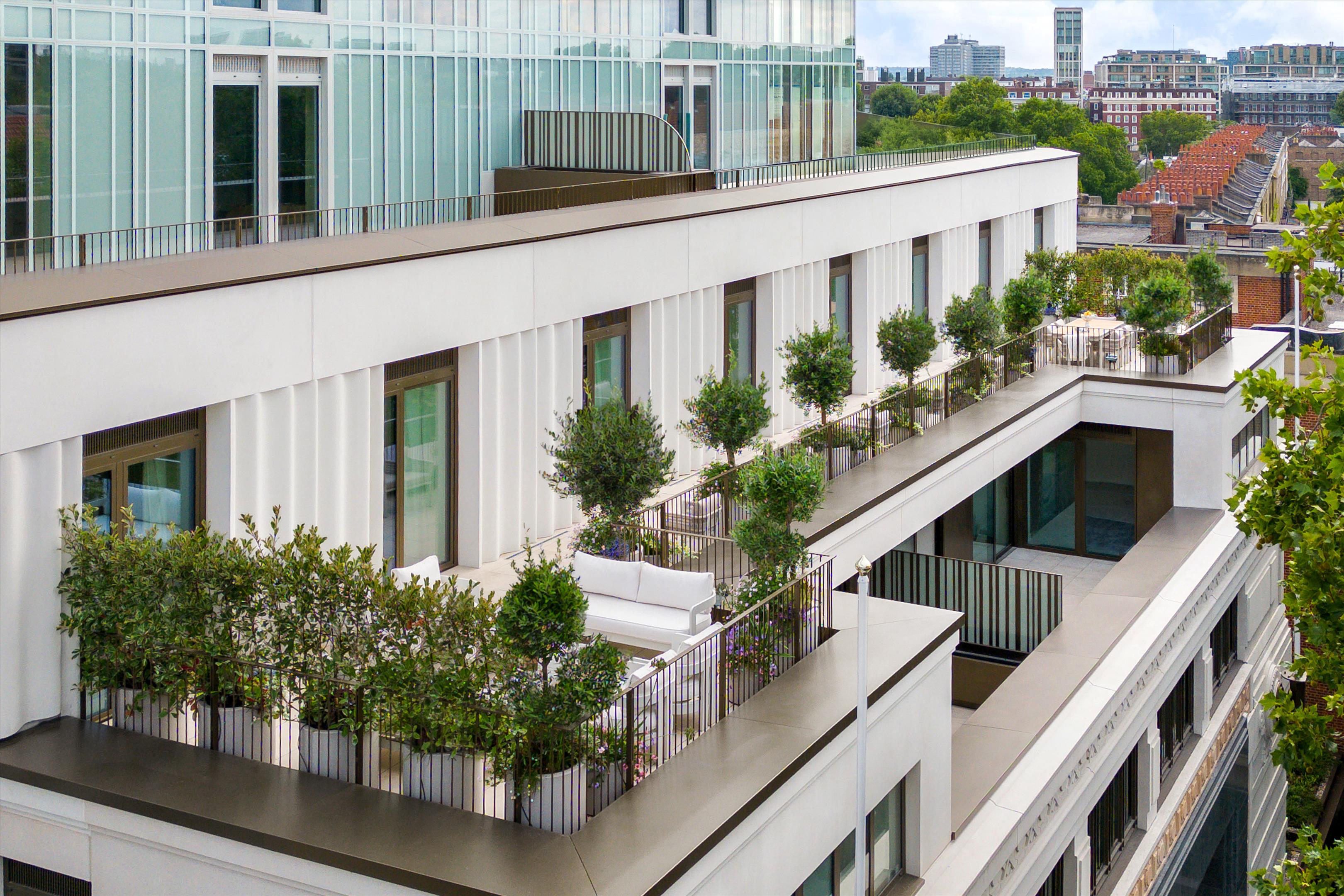 Holland Park Gate, 261 Kensington High Street, Kensington, London, W8 6NA