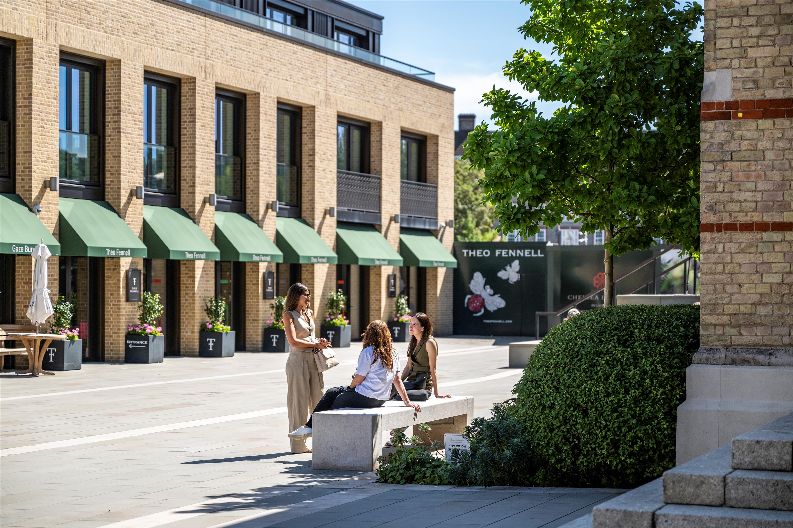 Nine Mulberry Square, Chelsea Barracks, Pimlico Road, Belgravia, London, SW1W 8BQ
