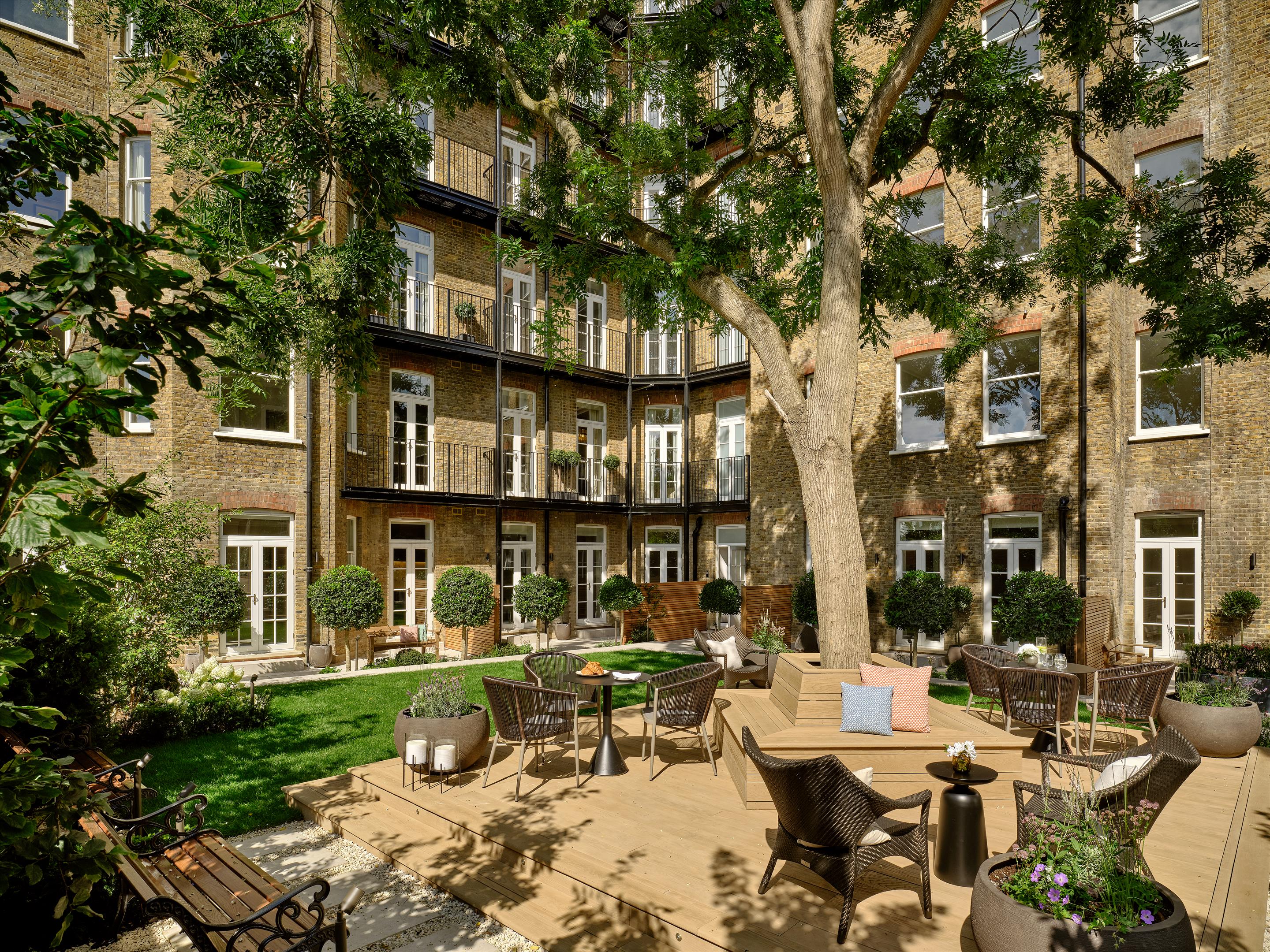 Allen House, 8 Allen Street, Kensington, London, W8 6BH