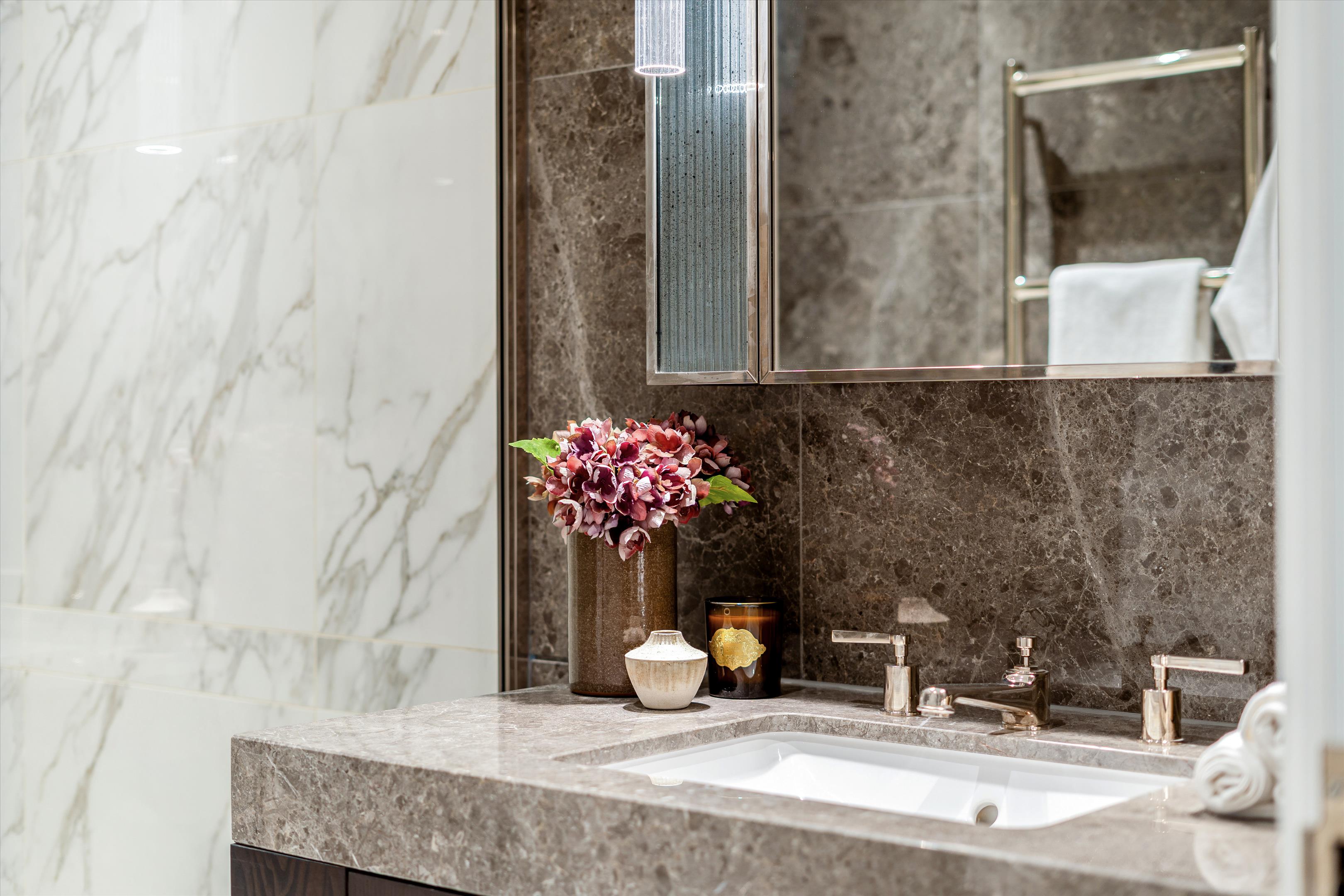 Allen House, 8 Allen Street, Kensington, London, W8 6BH