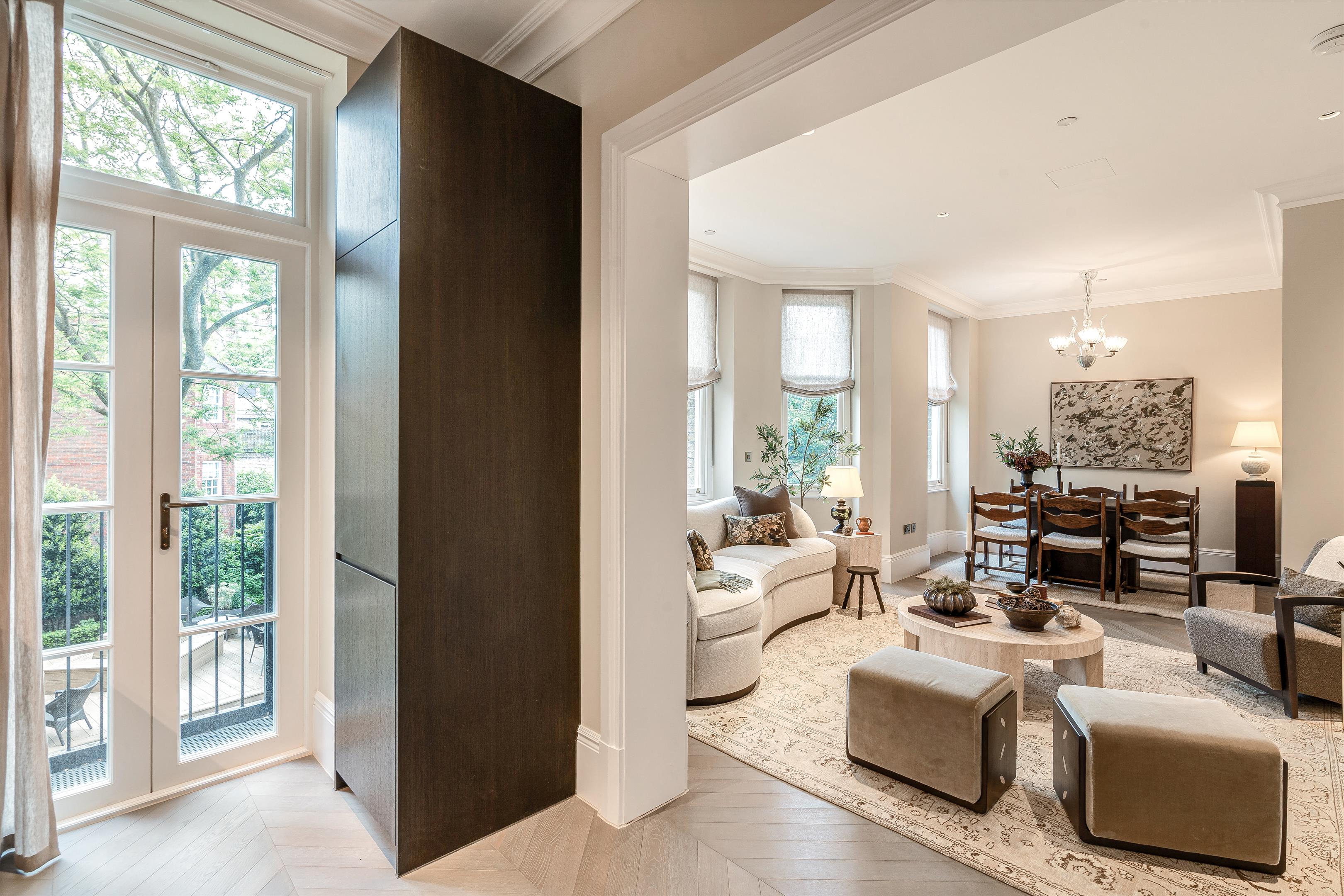 Allen House, 8 Allen Street, Kensington, London, W8 6BH