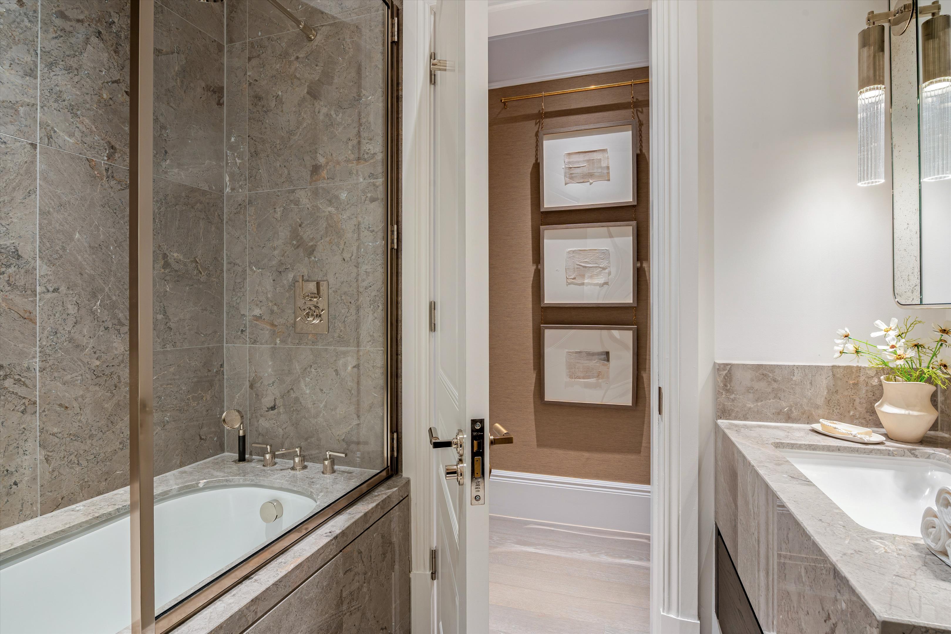 Allen House, 8 Allen Street, Kensington, London, W8 6BH