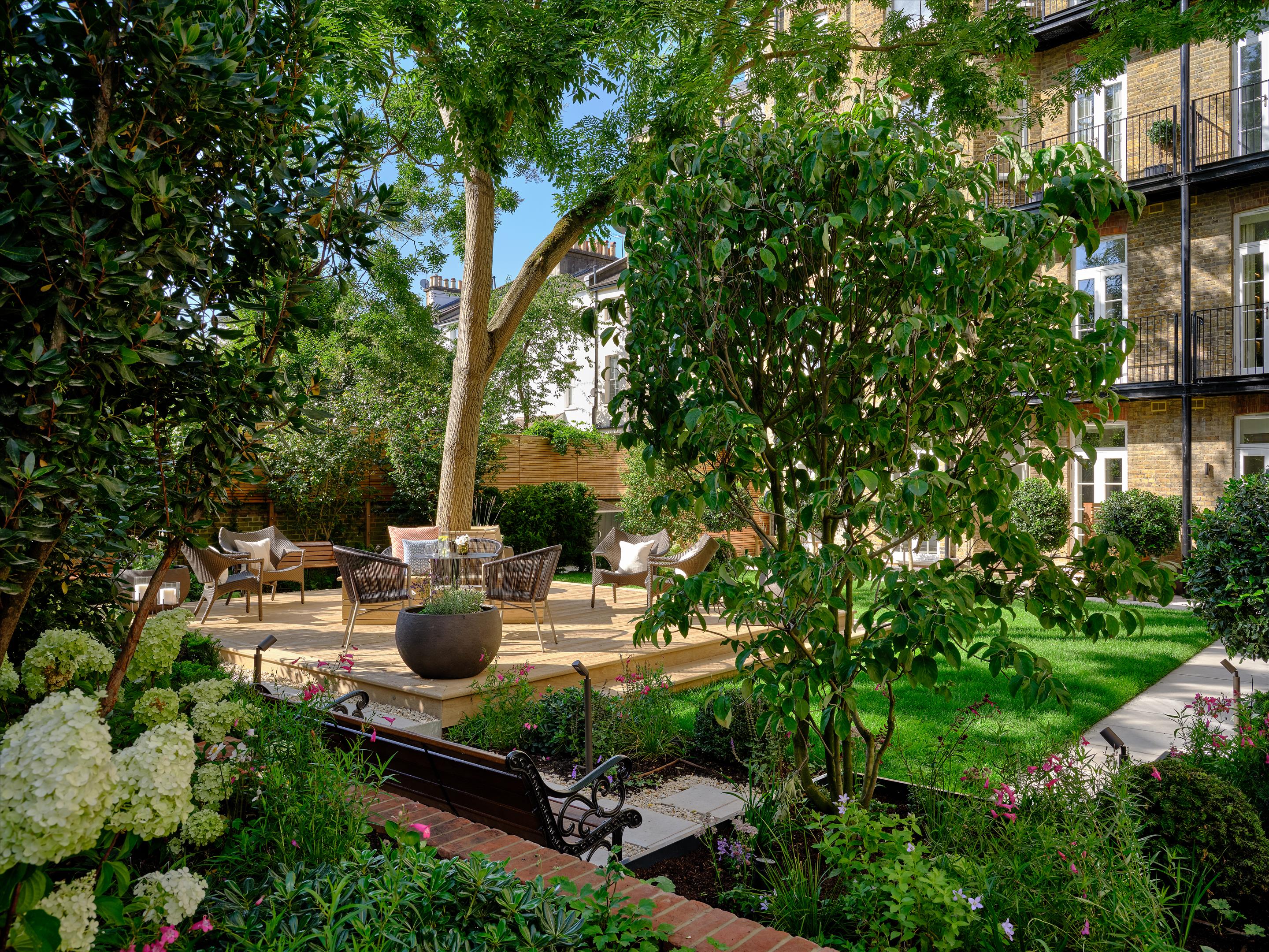 Allen House, 8 Allen Street, Kensington, London, W8 6BH