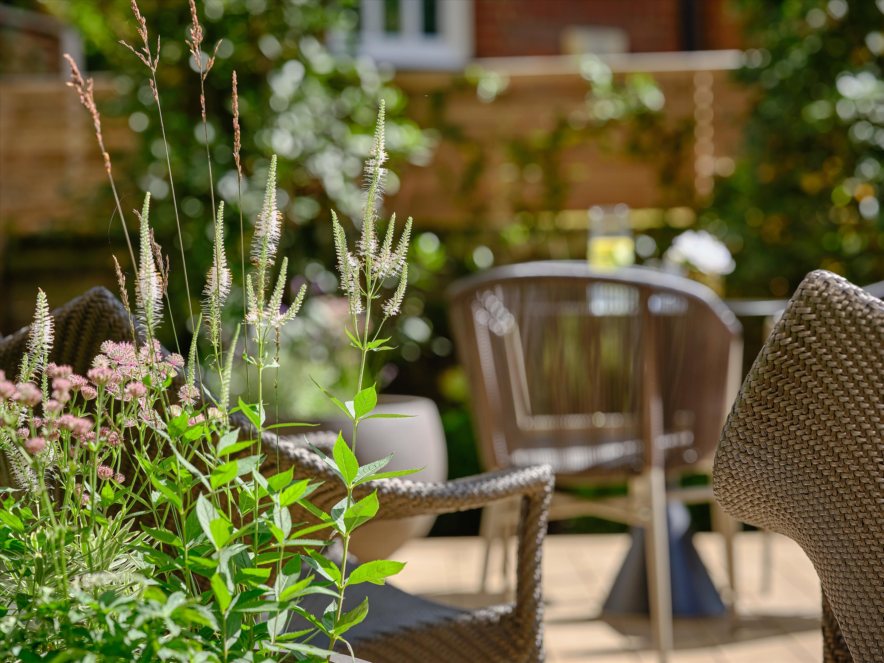 Allen House, 8 Allen Street, Kensington, London, W8 6BH