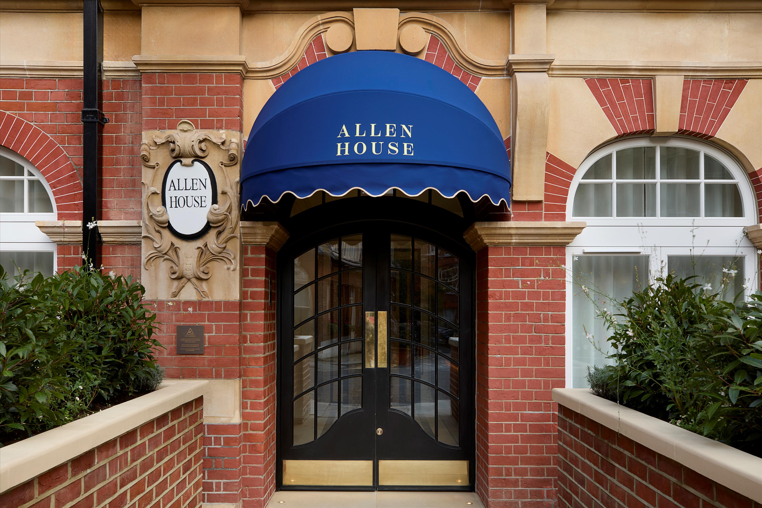 Allen House, 8 Allen Street, Kensington, London, W8 6BH