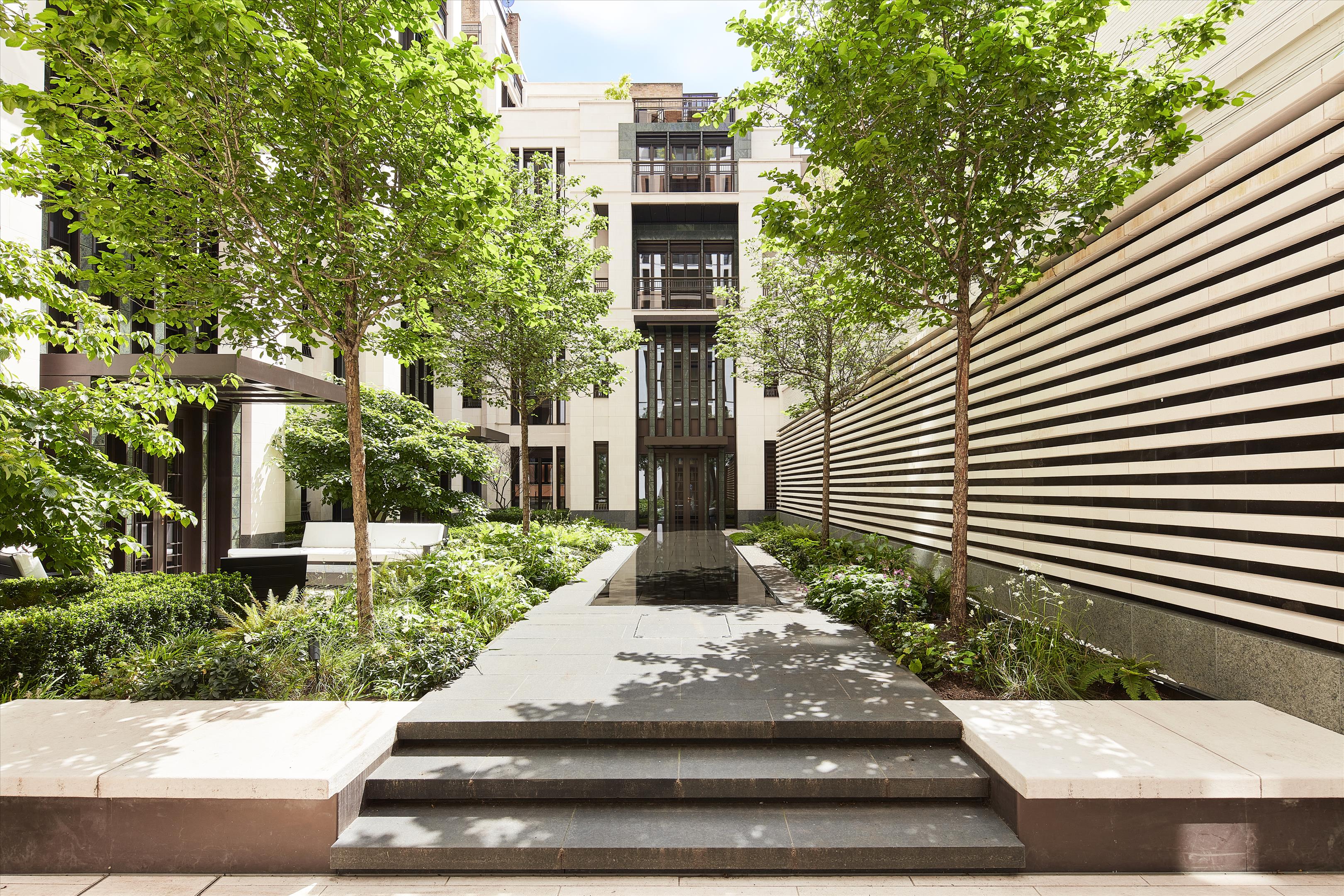 60 Curzon Street, Mayfair, London, W1J 8PG