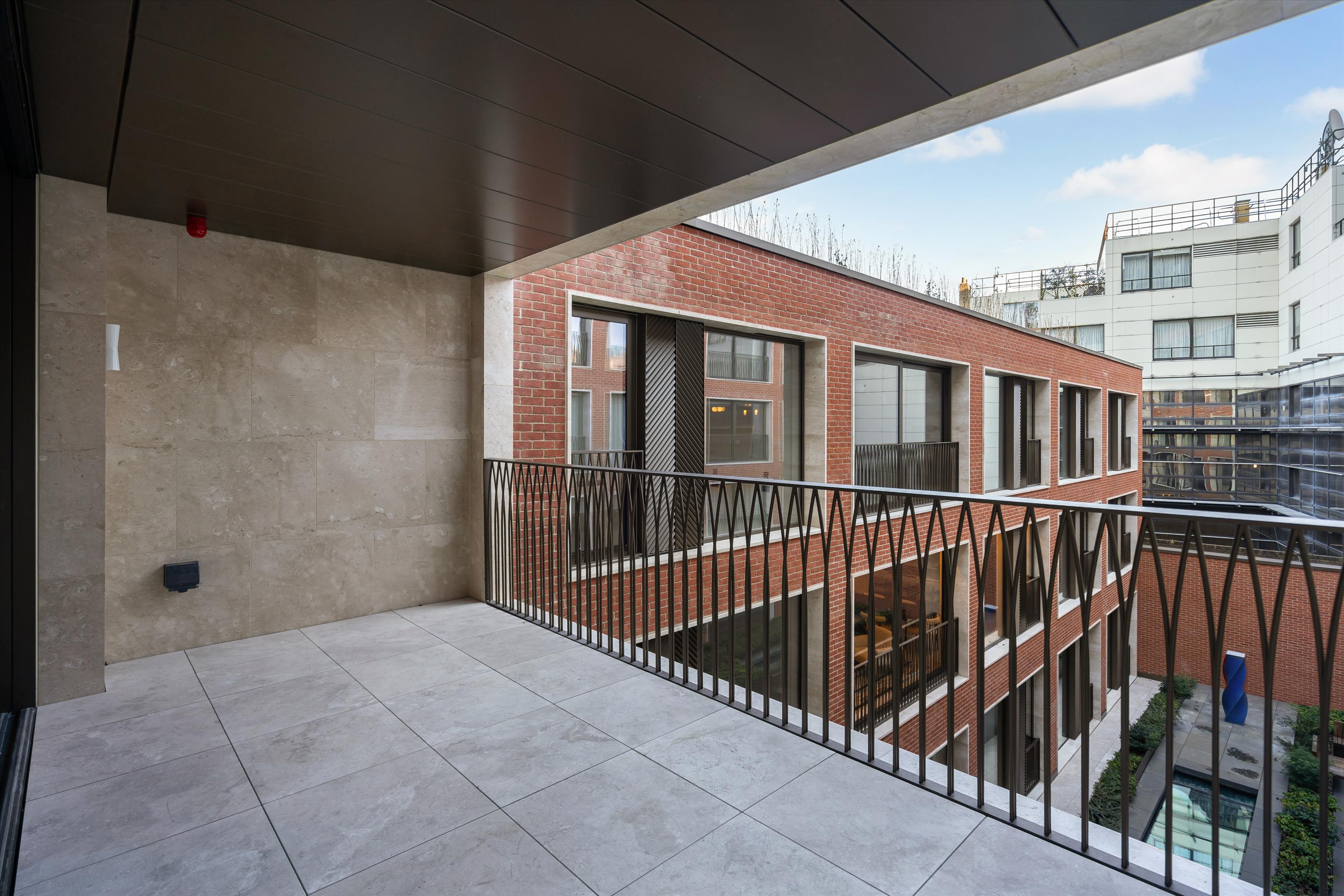 One Carrington Street, Mayfair, London, W1J 7AF