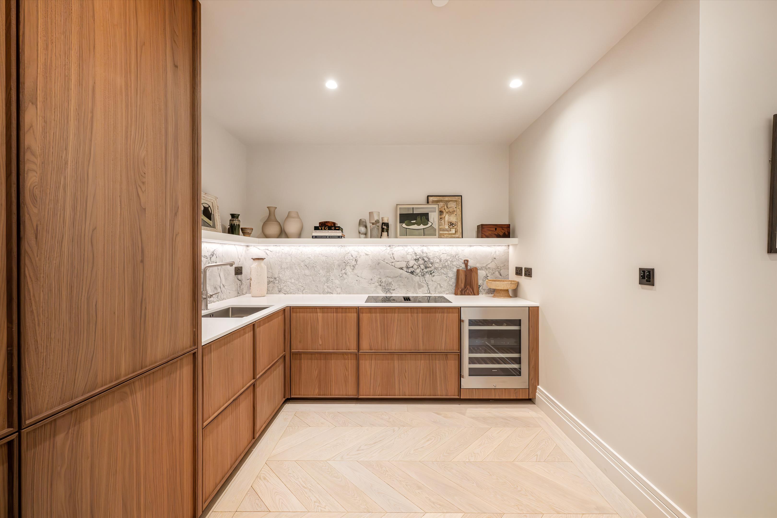 One Carrington Street, Mayfair, London, W1J 7AF