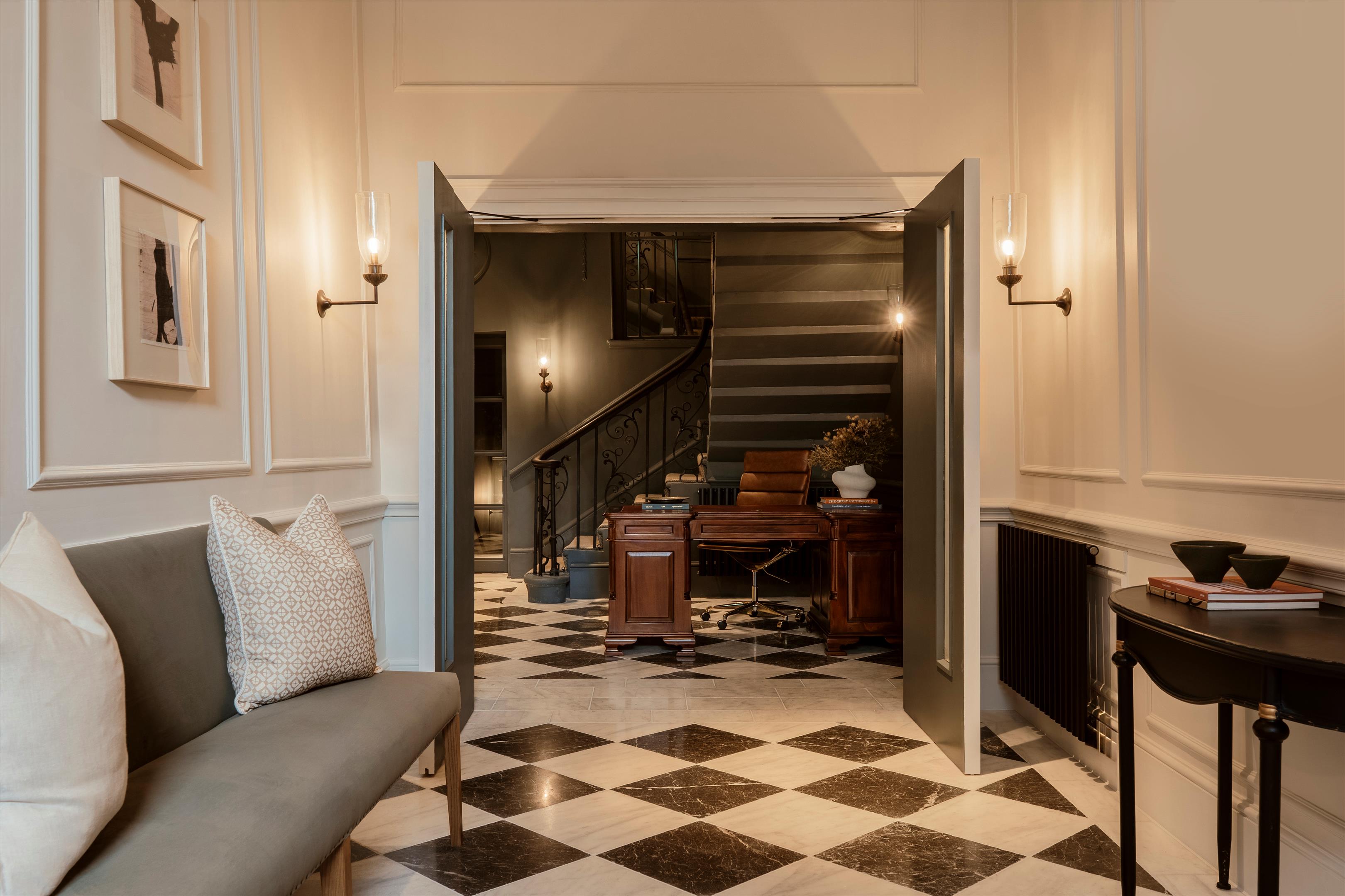 37 Hertford Street Residences, Mayfair, London, W1J 7SE