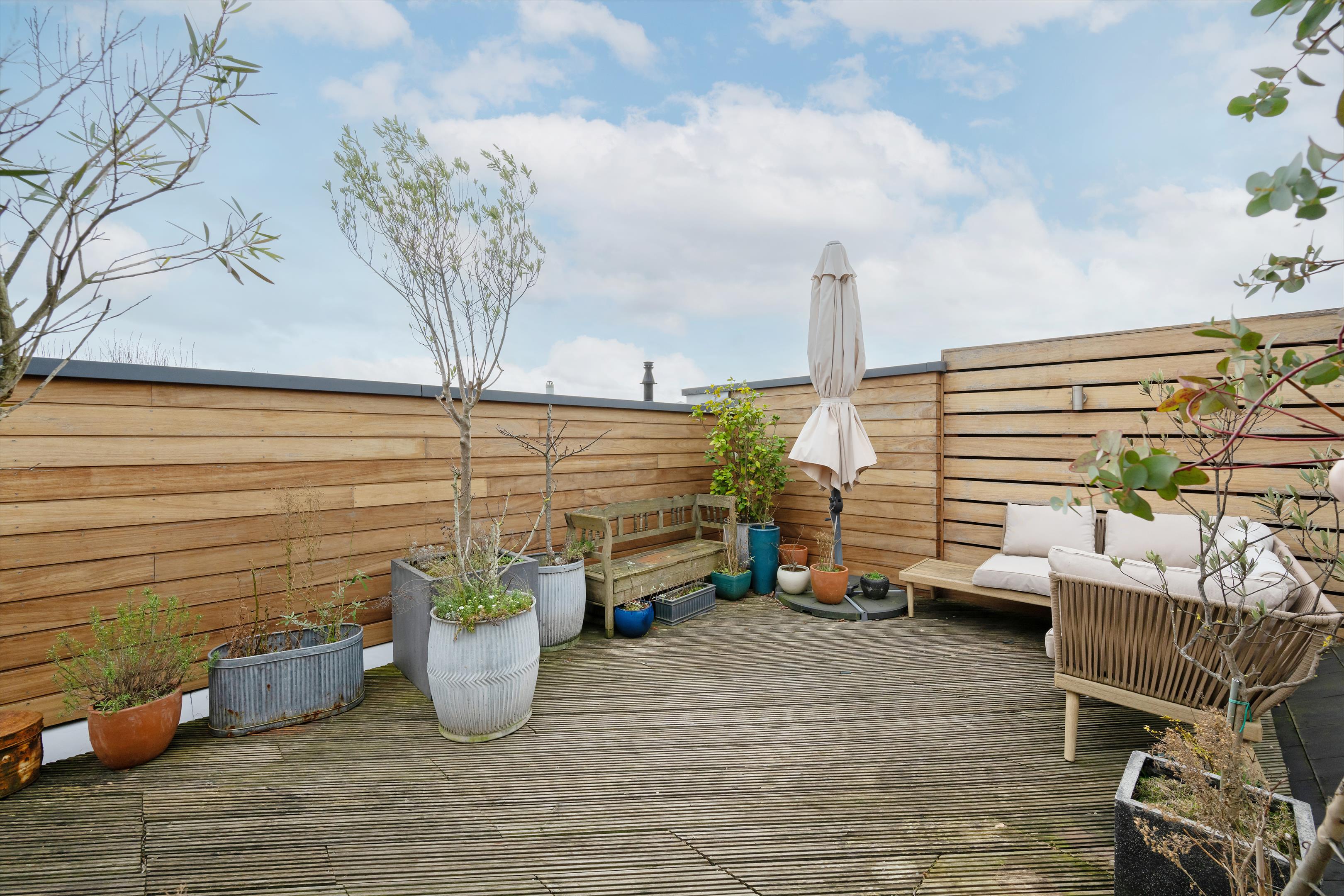 Salusbury Road, London, NW6