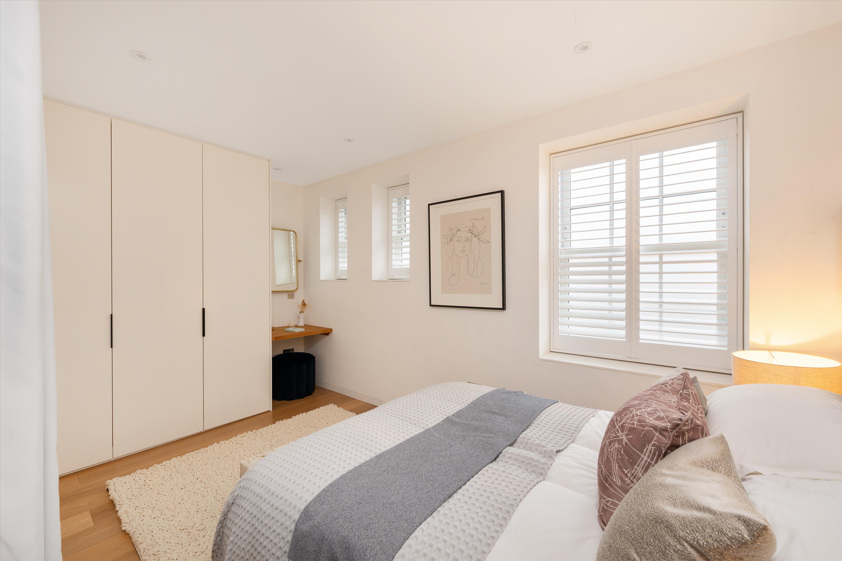 Salusbury Road, London, NW6