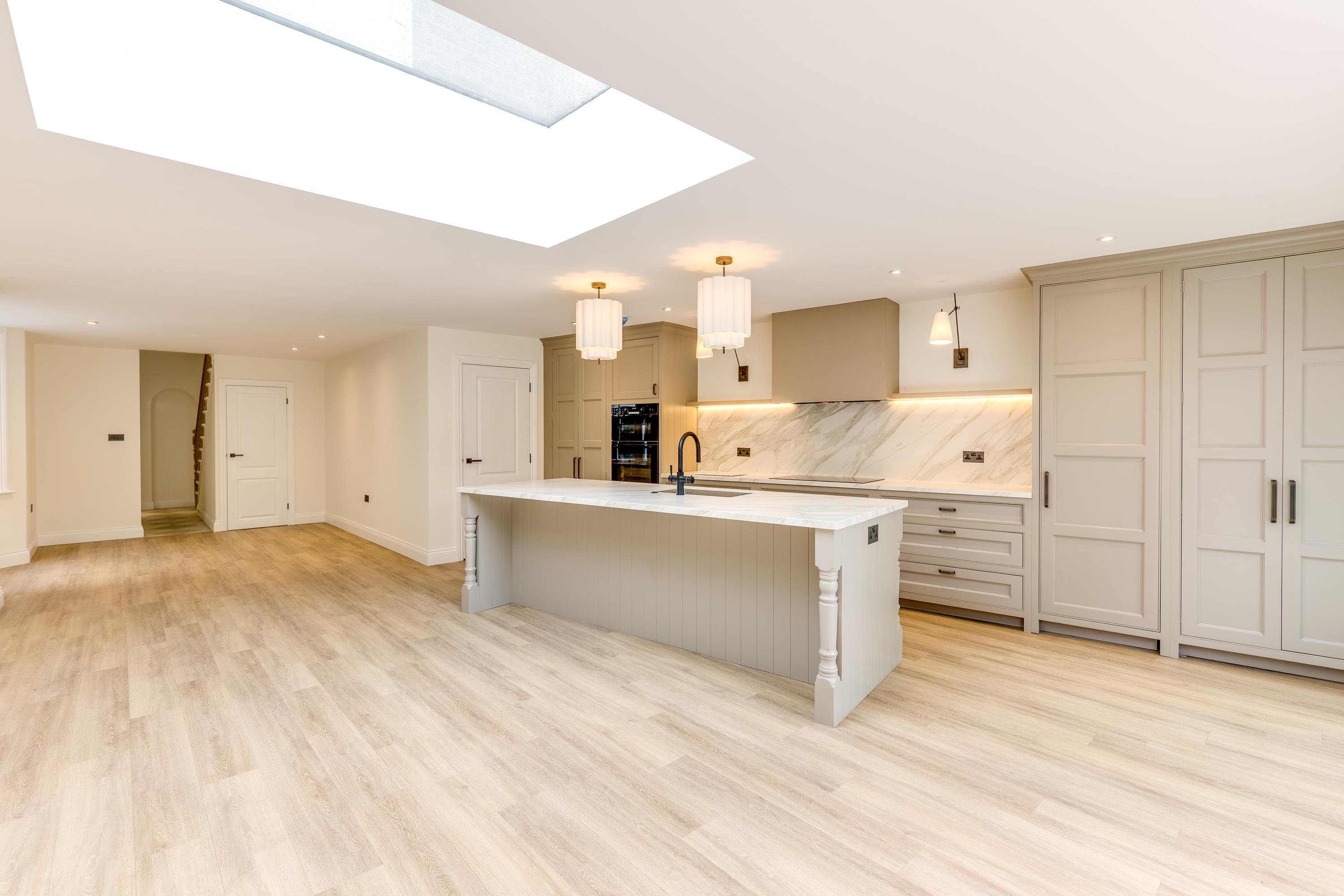 Purves Road, London, NW10