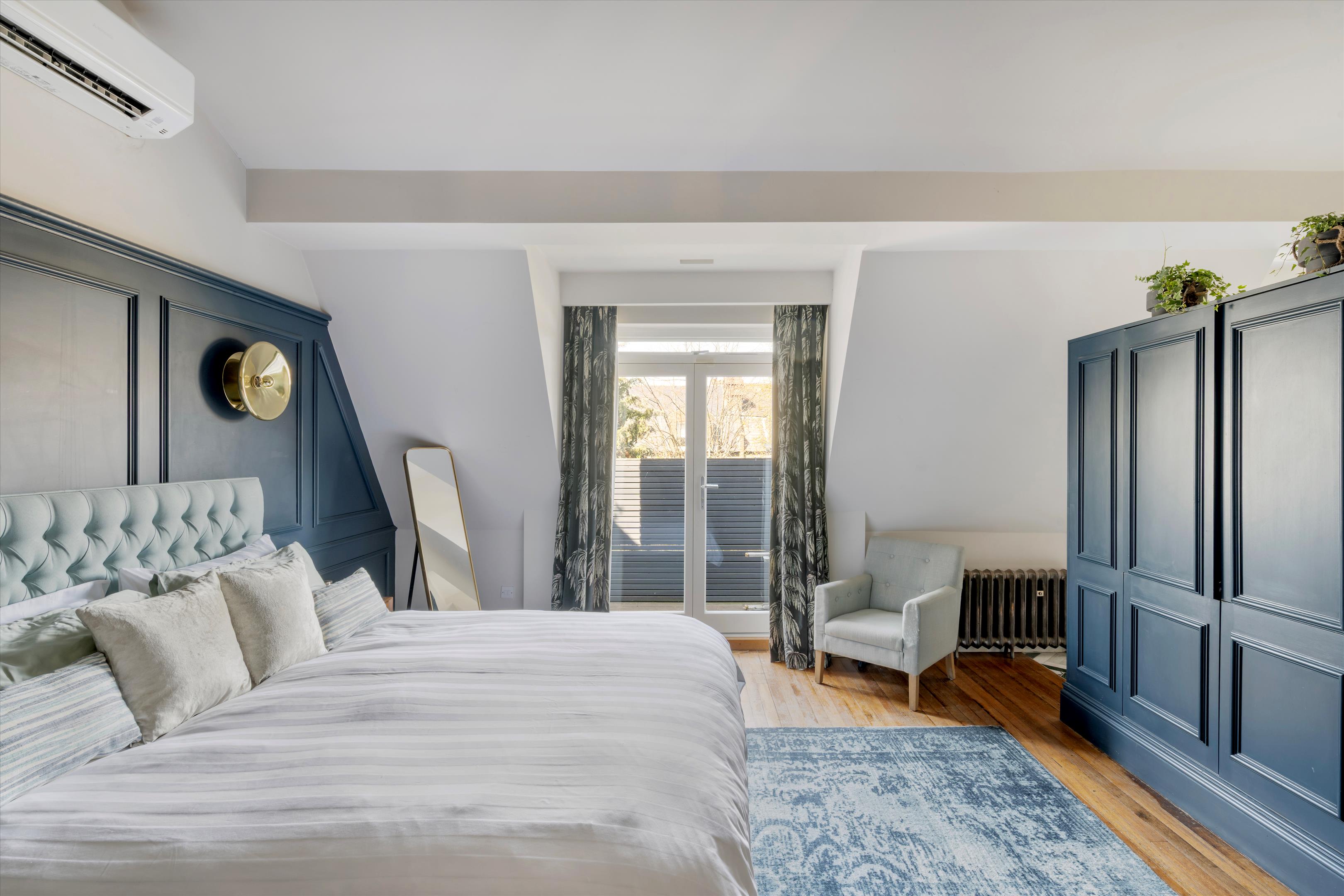 Brondesbury Villas, Queen's Park, London, NW6