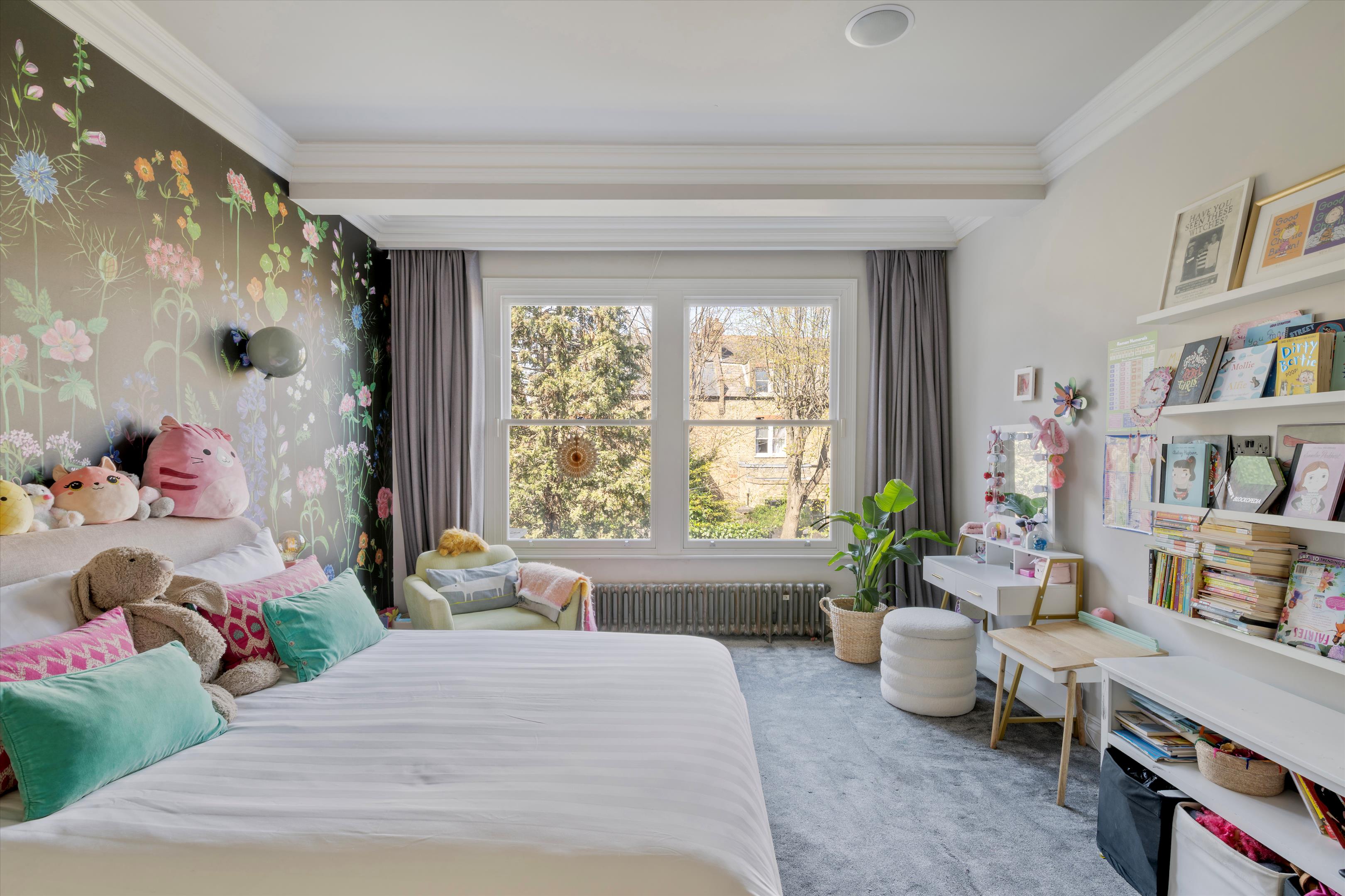 Brondesbury Villas, Queen's Park, London, NW6