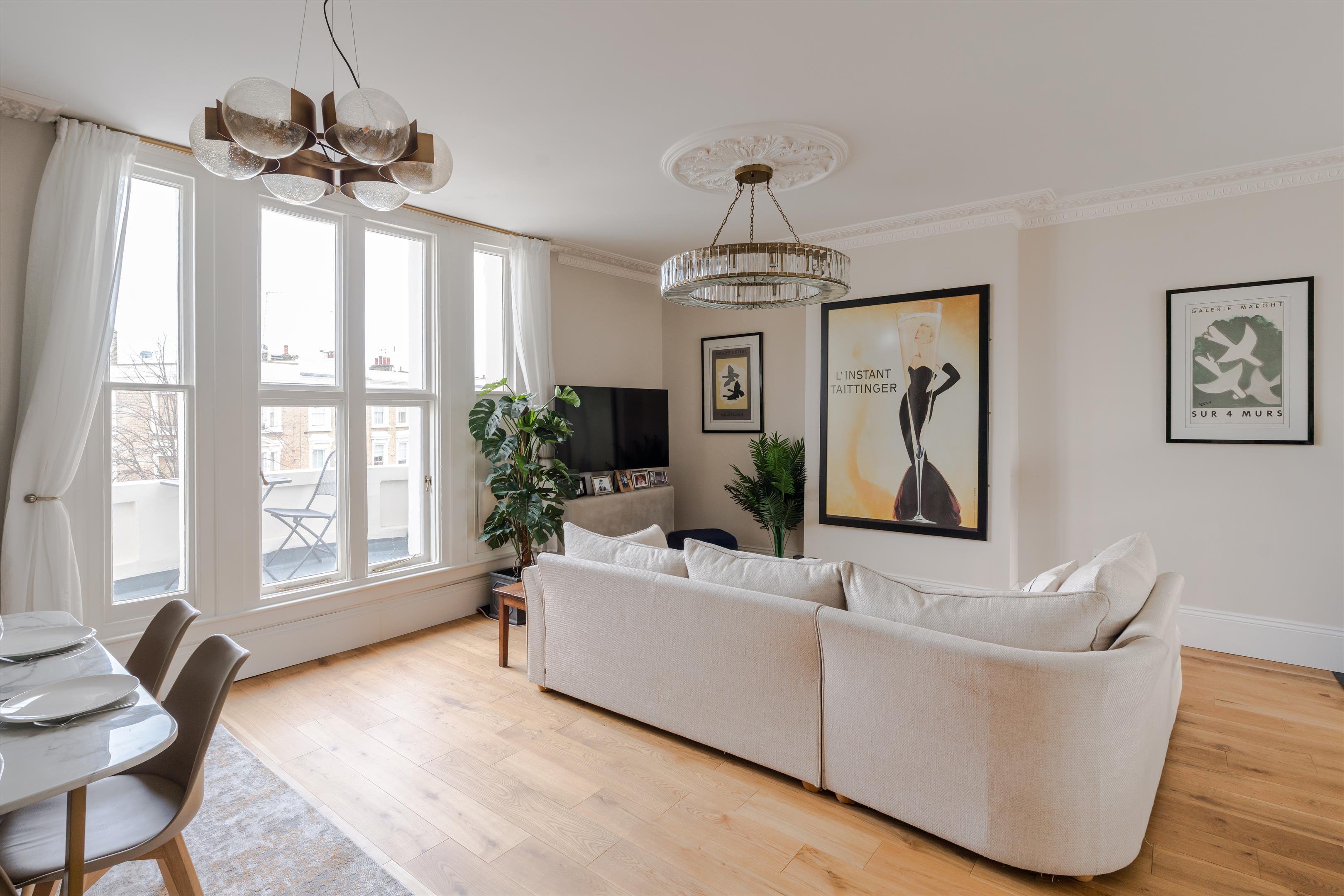 Warwick Avenue, Little Venice, W9