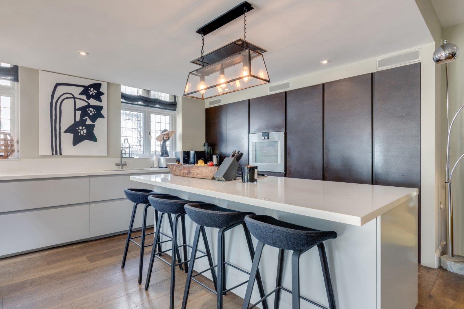 Alverstone Road, London NW2