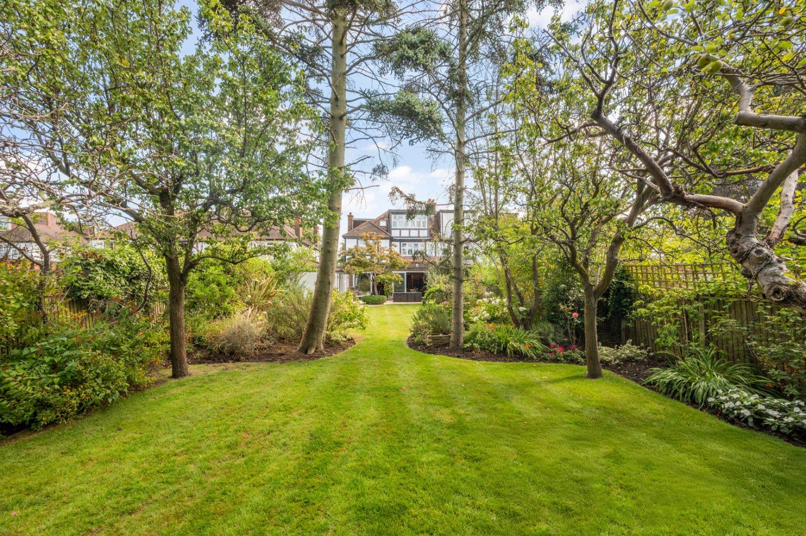 Alverstone Road, London NW2