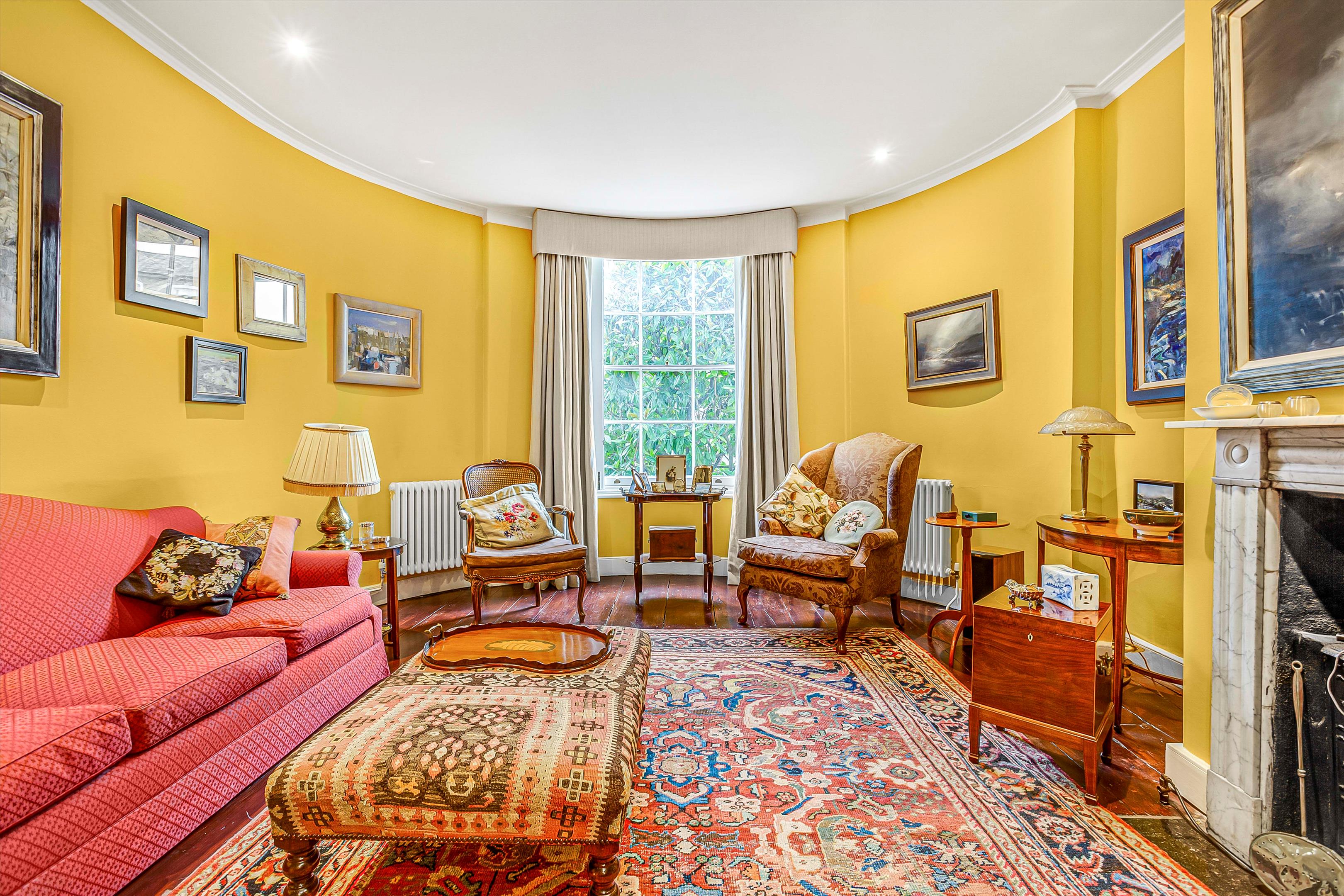 Sheen Road, Richmond, Surrey, TW9