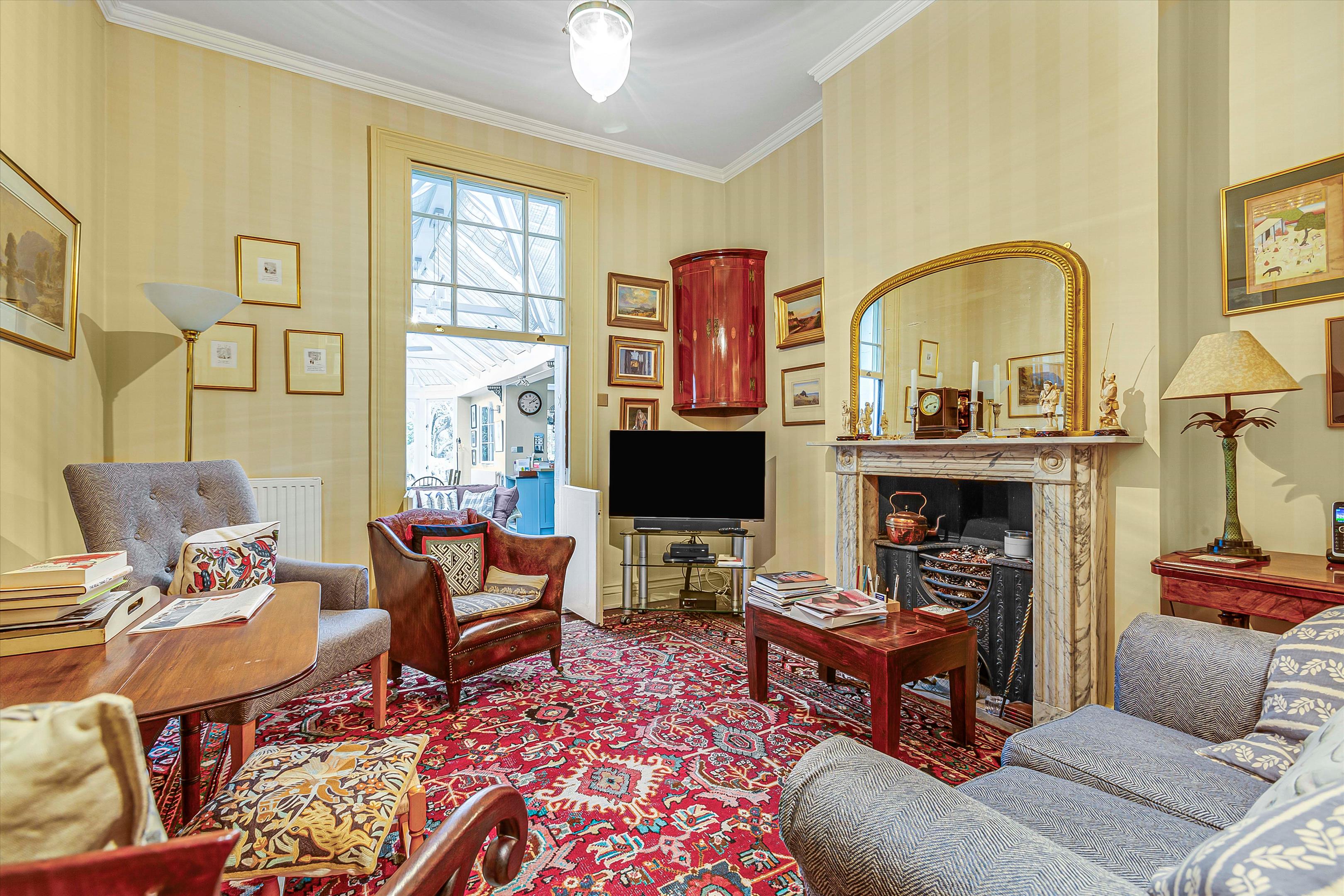 Sheen Road, Richmond, Surrey, TW9