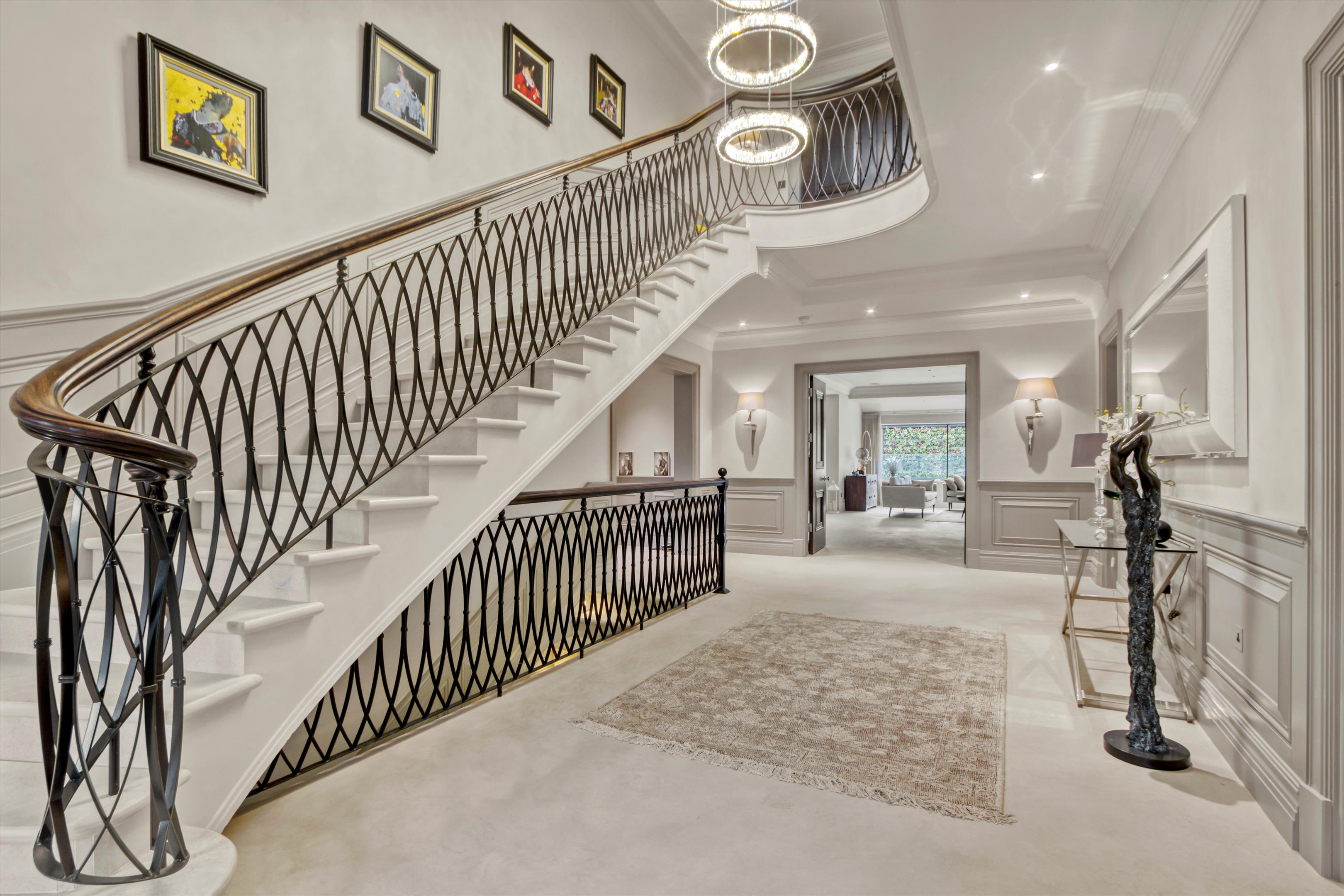 Roedean Crescent, London, SW15.