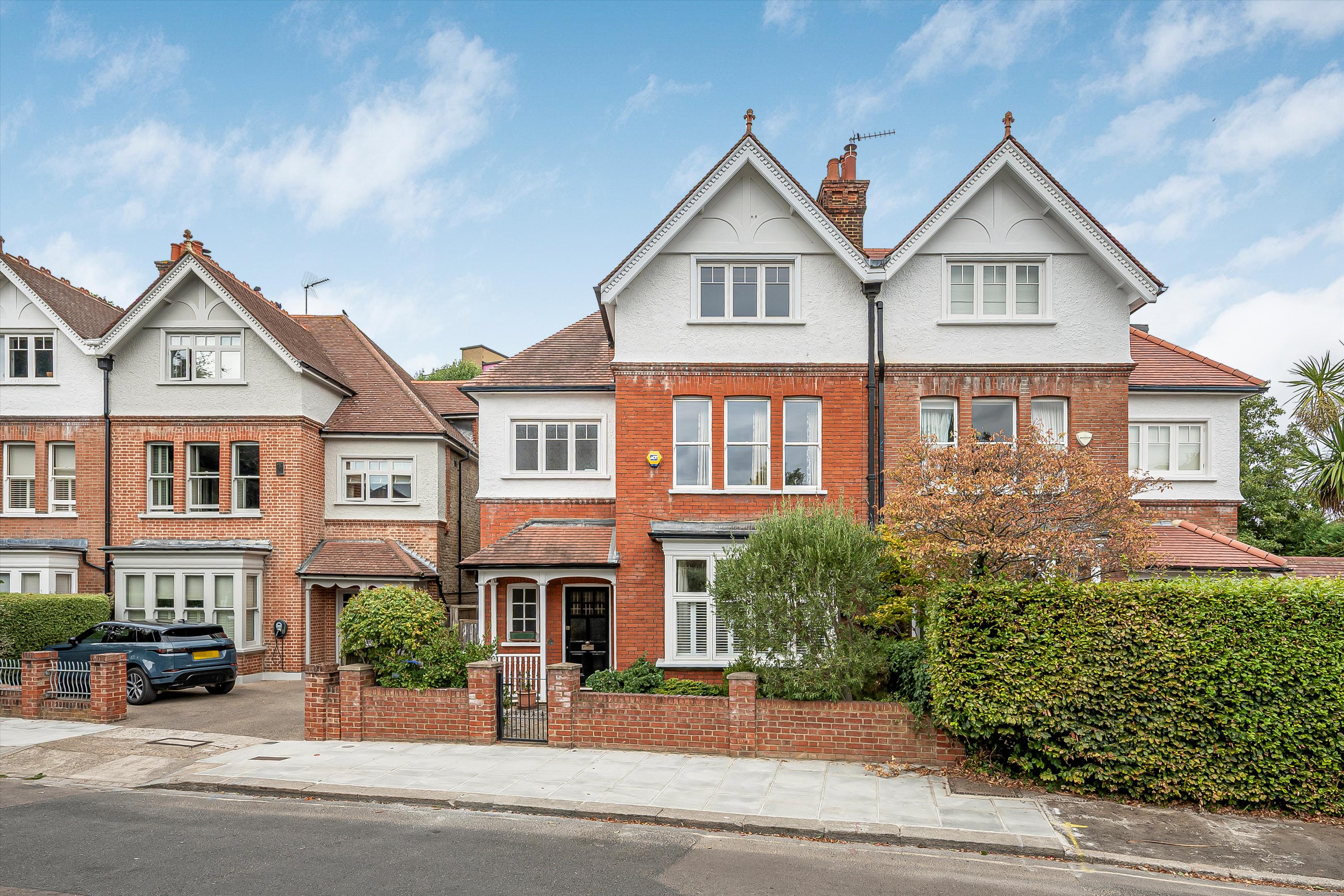 Spring Grove Road, Richmond TW10