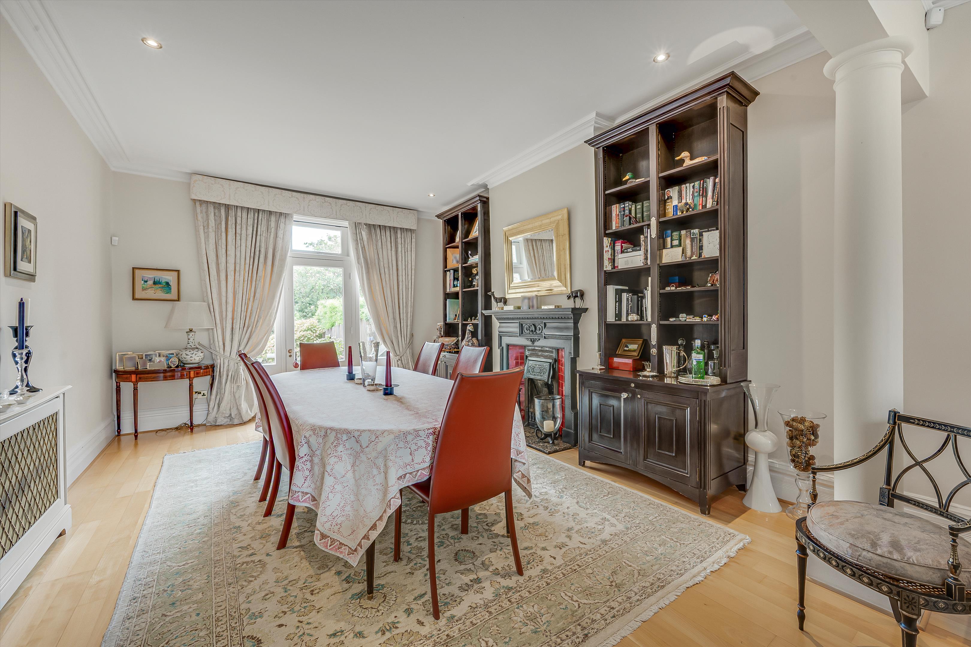 Spring Grove Road, Richmond TW10