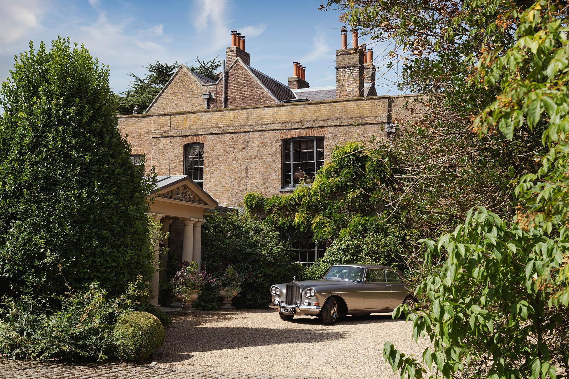 Hampton Court Road, East Molesey, Surrey KT8