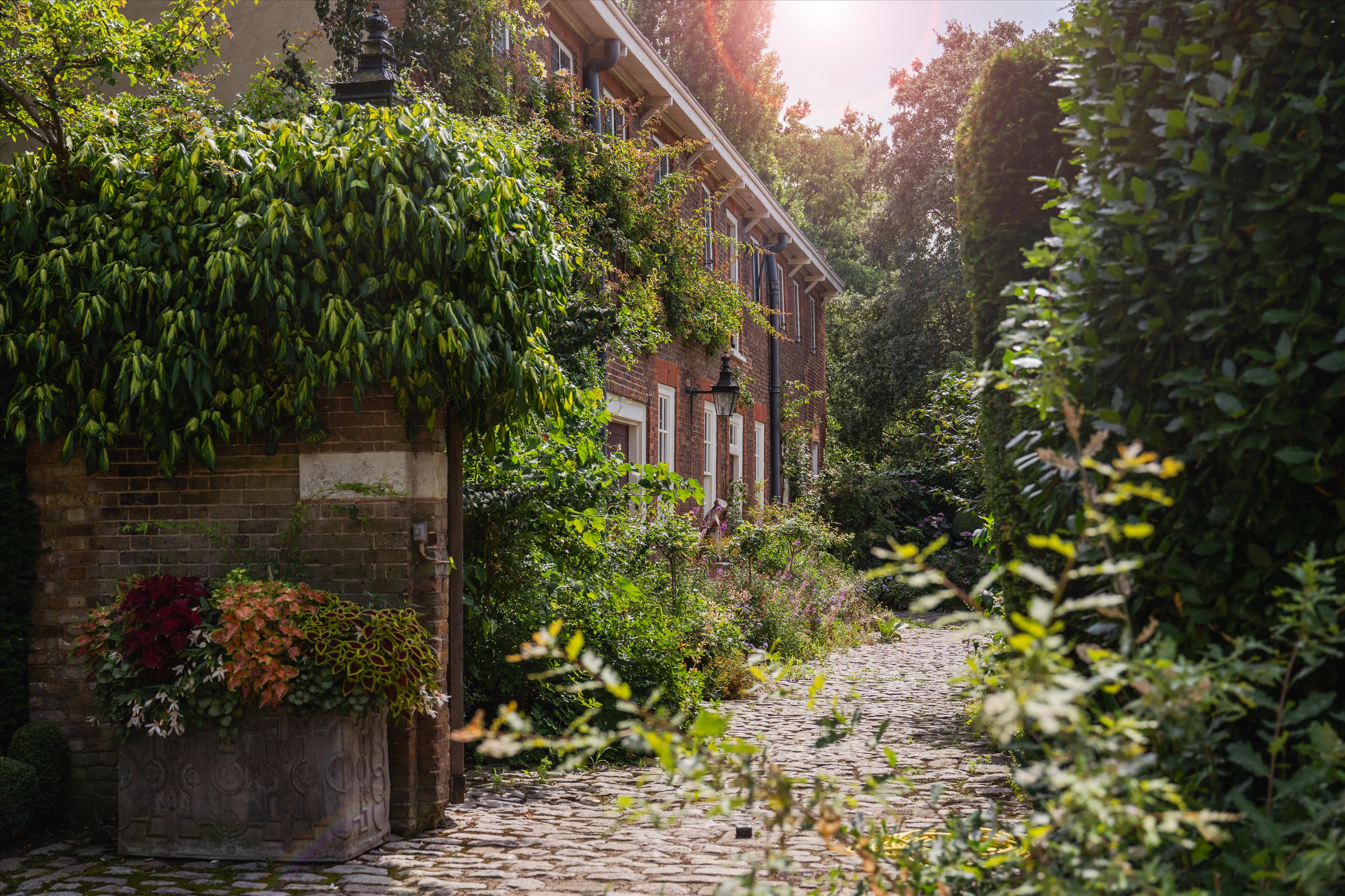 Hampton Court Road, East Molesey, Surrey KT8