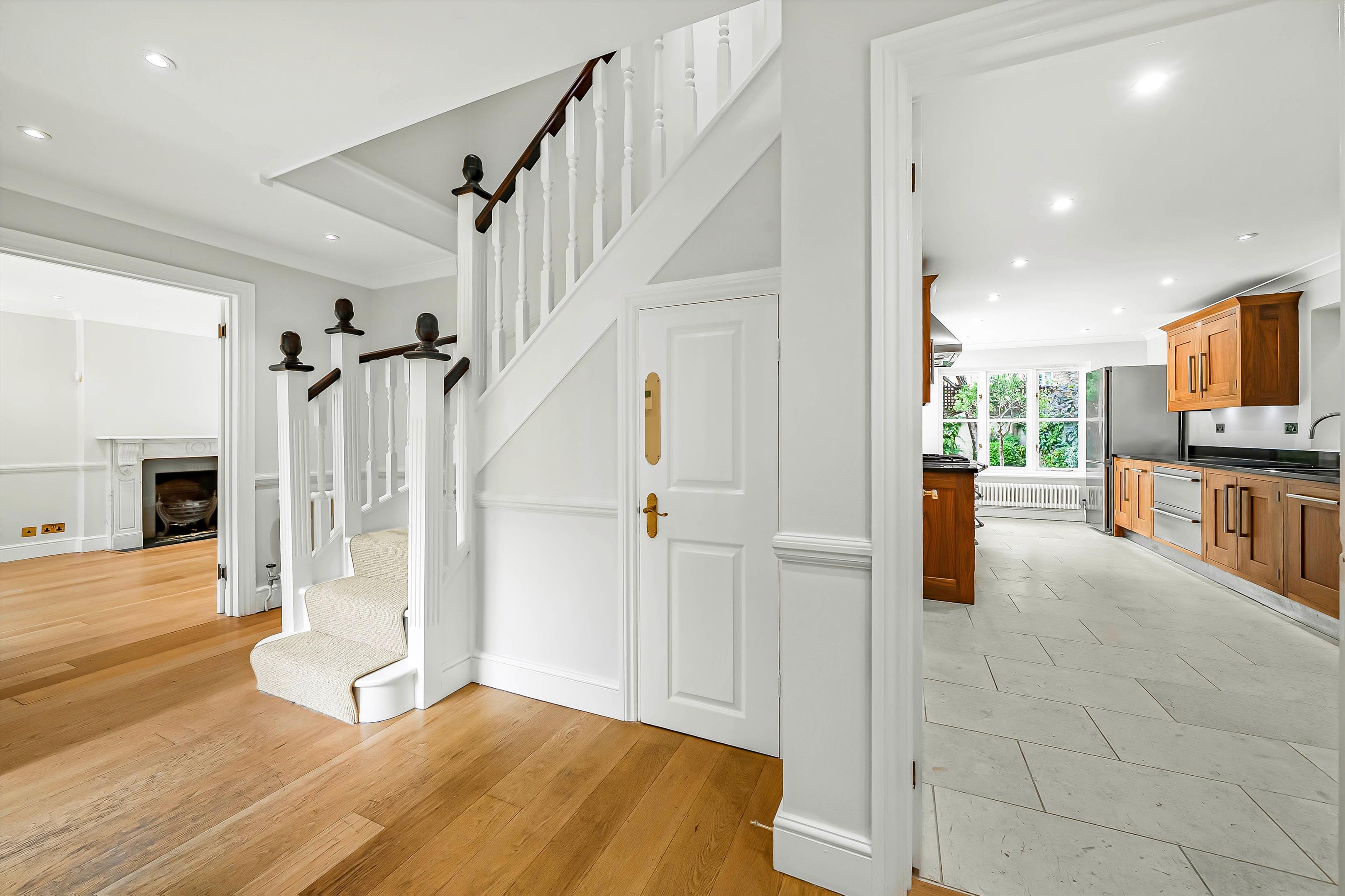 Bainbridge Close, Ham, Richmond TW10