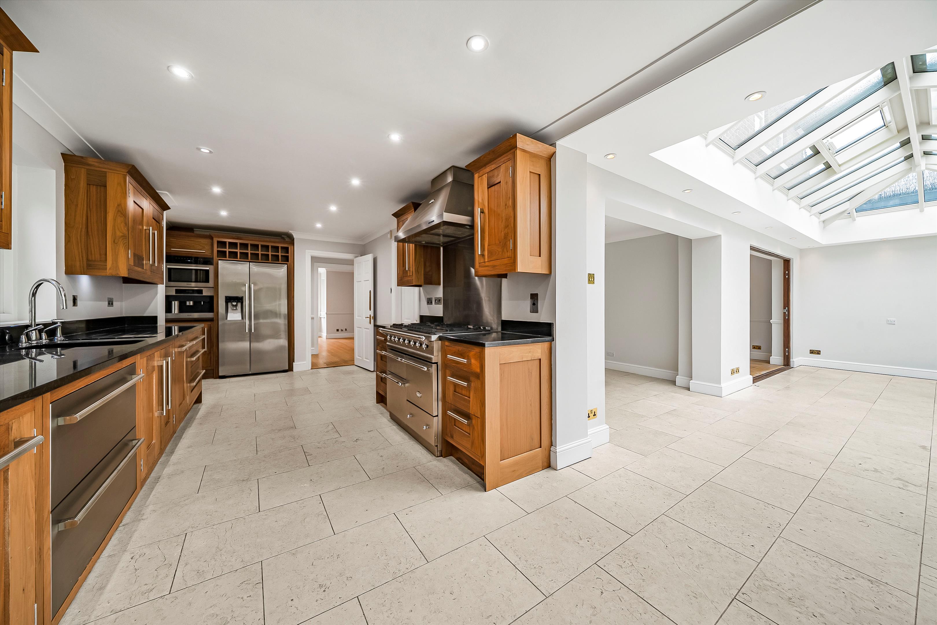Bainbridge Close, Ham, Richmond TW10