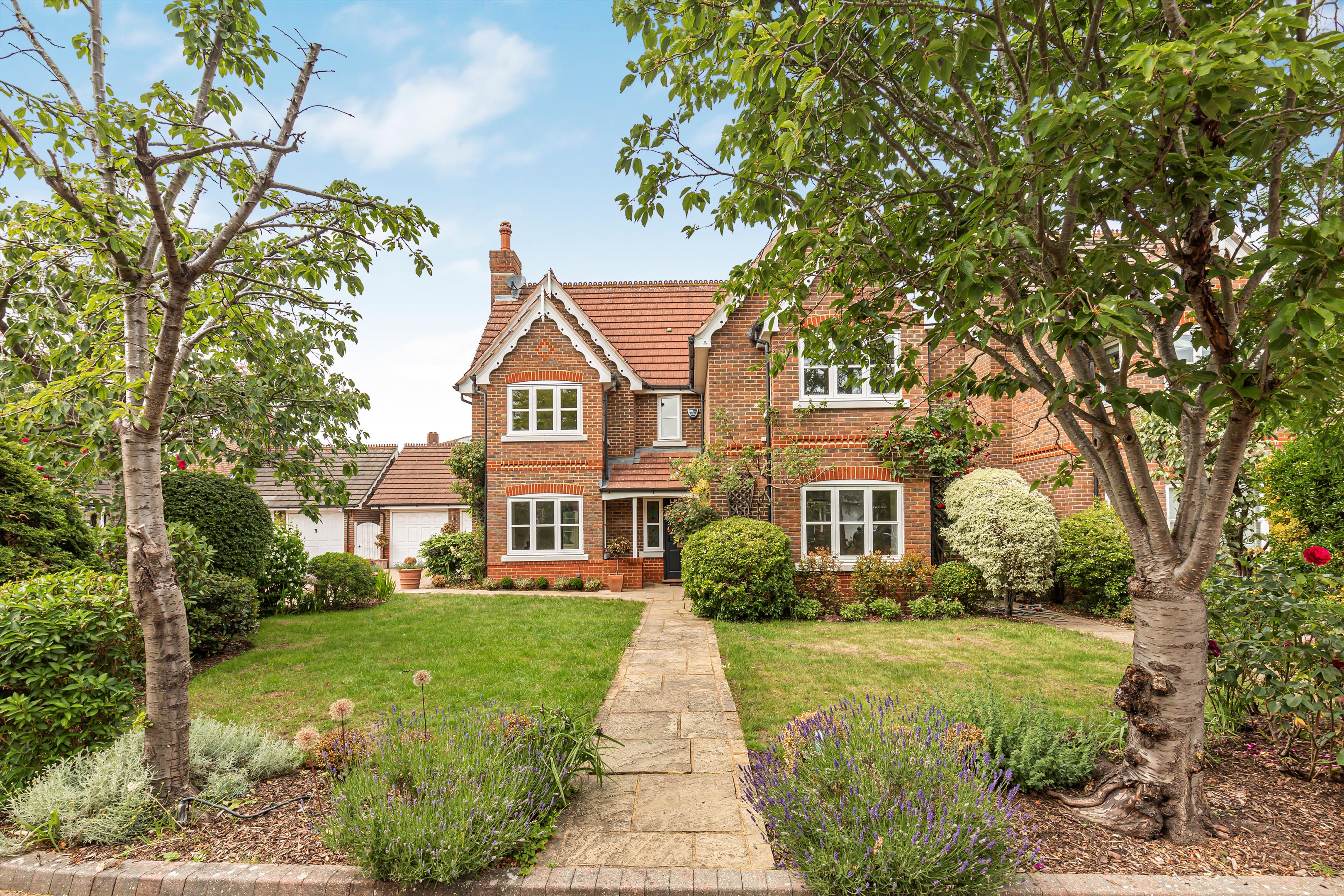 Bainbridge Close, Ham, Richmond TW10