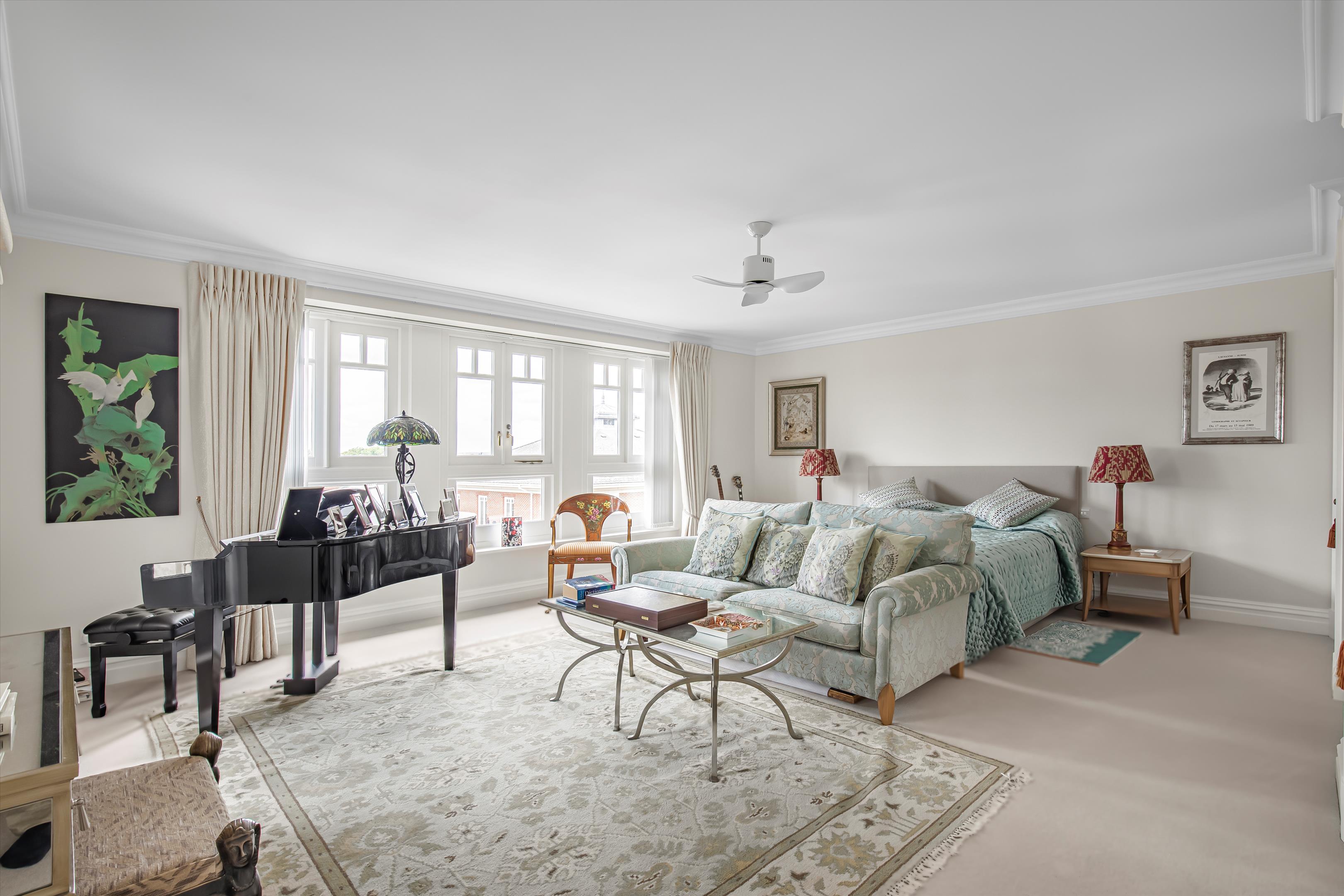 Clevedon Road, Twickenham TW1