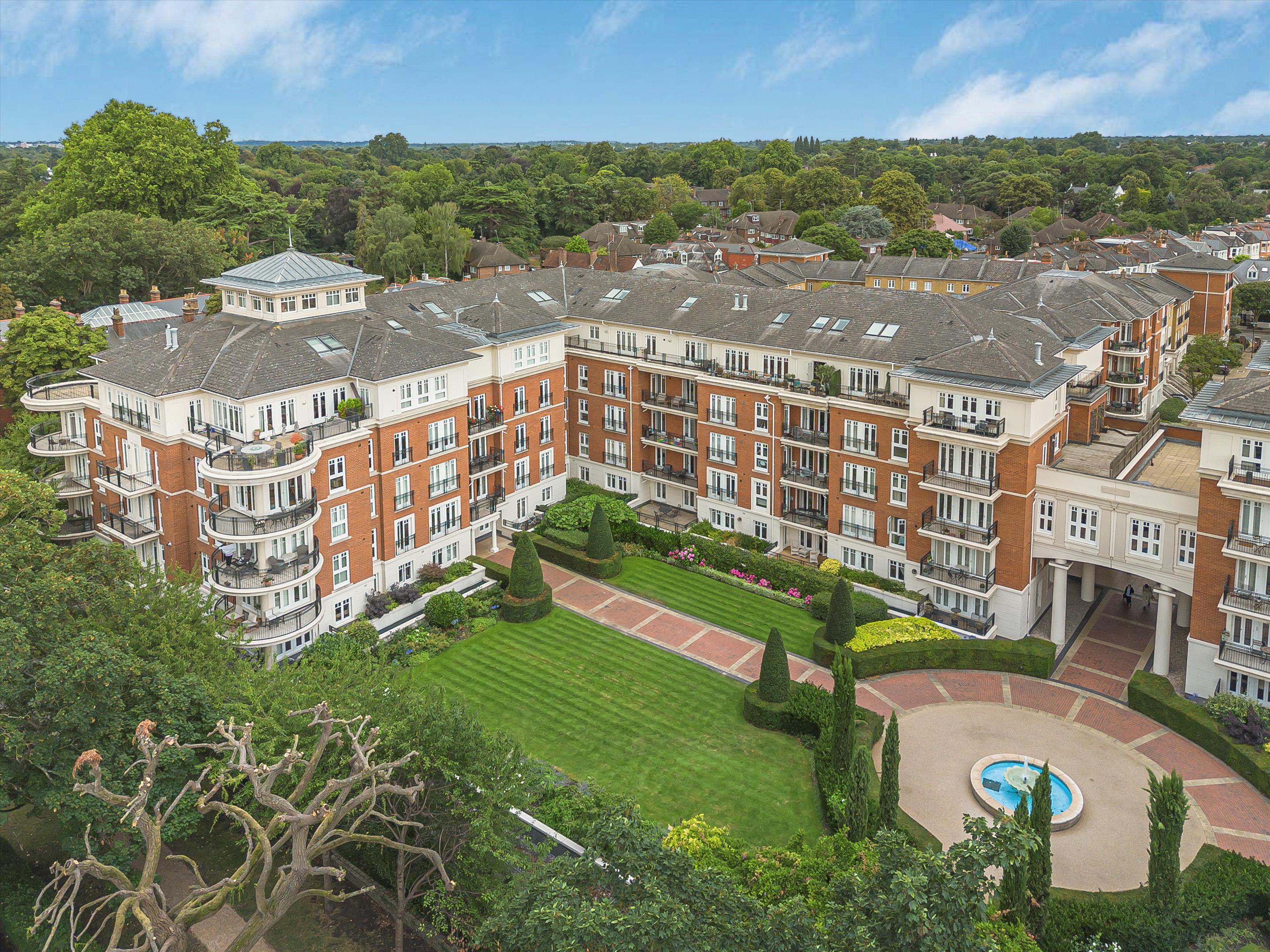 Clevedon Road, Twickenham TW1