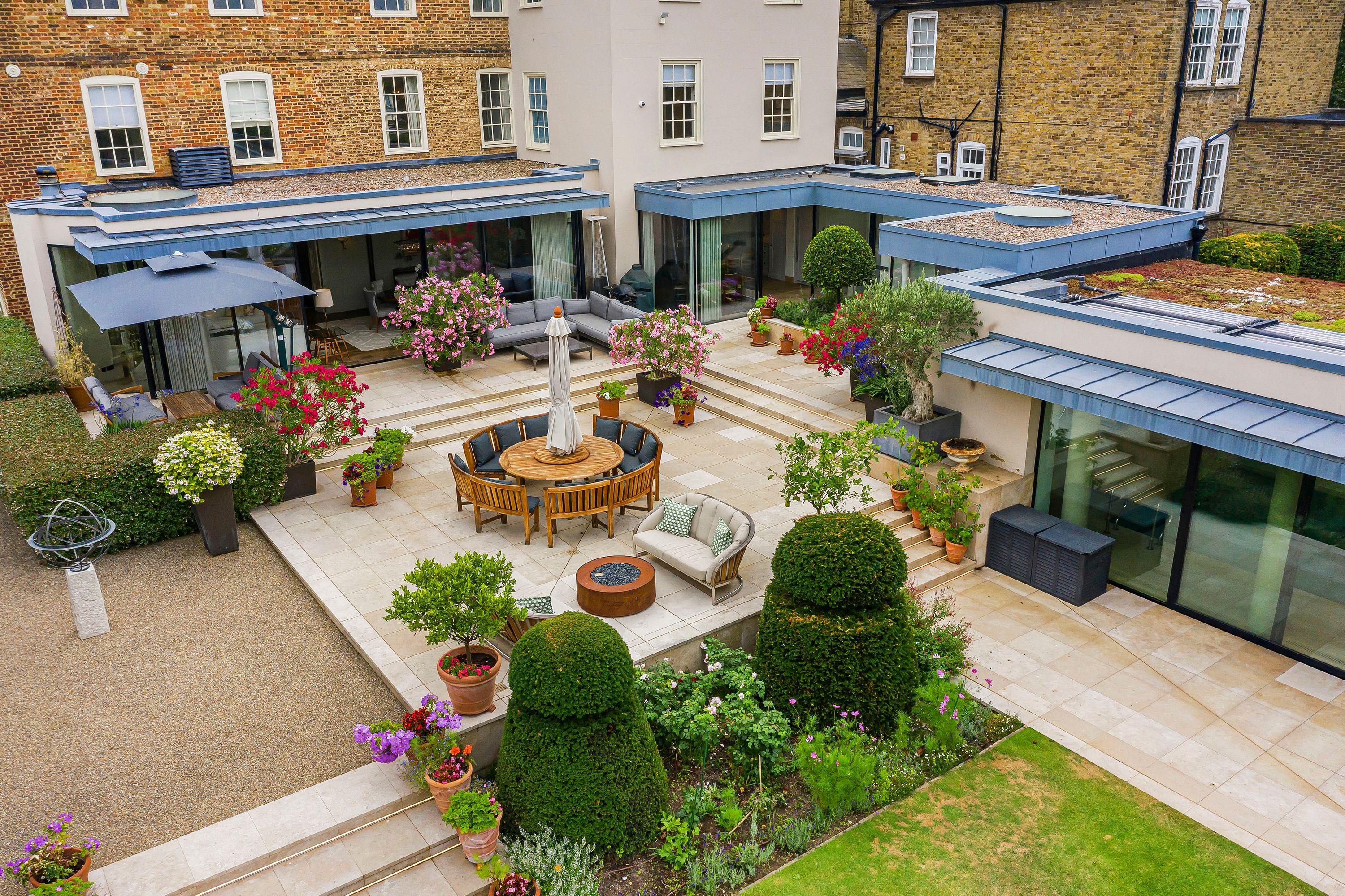 The Vineyard, Richmond, Surrey TW10