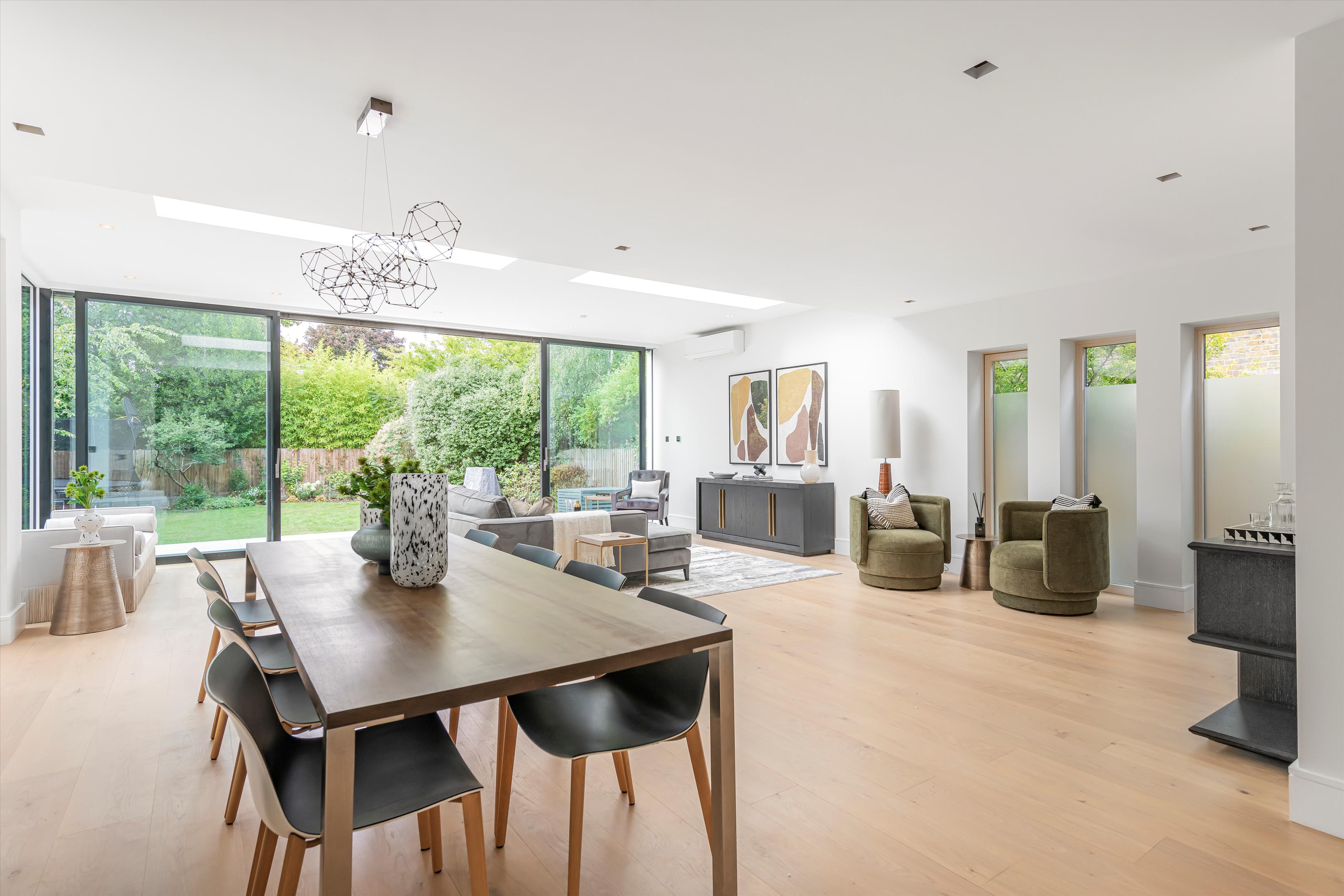 Petersham Road, Richmond, TW10