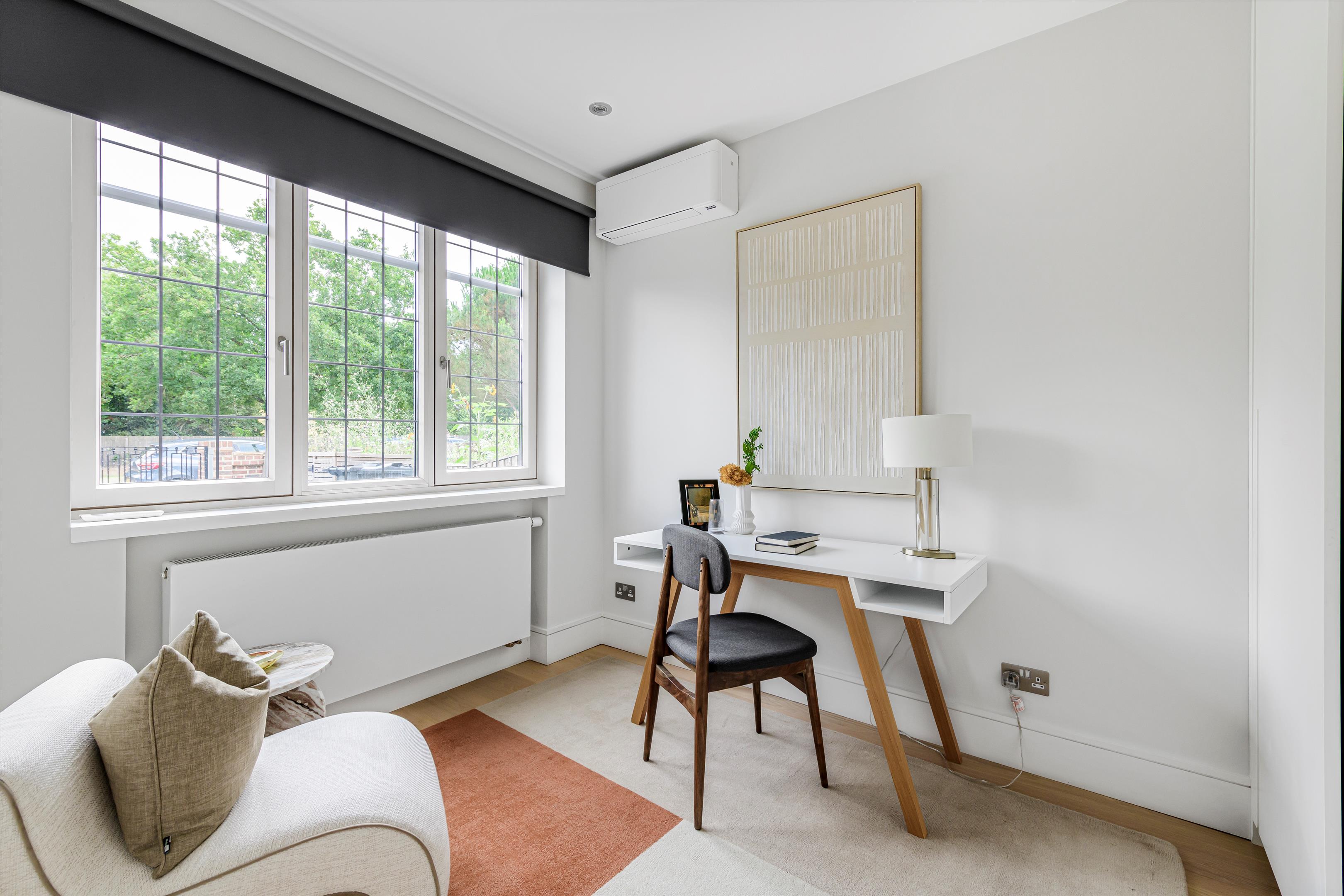 Petersham Road, Richmond, TW10