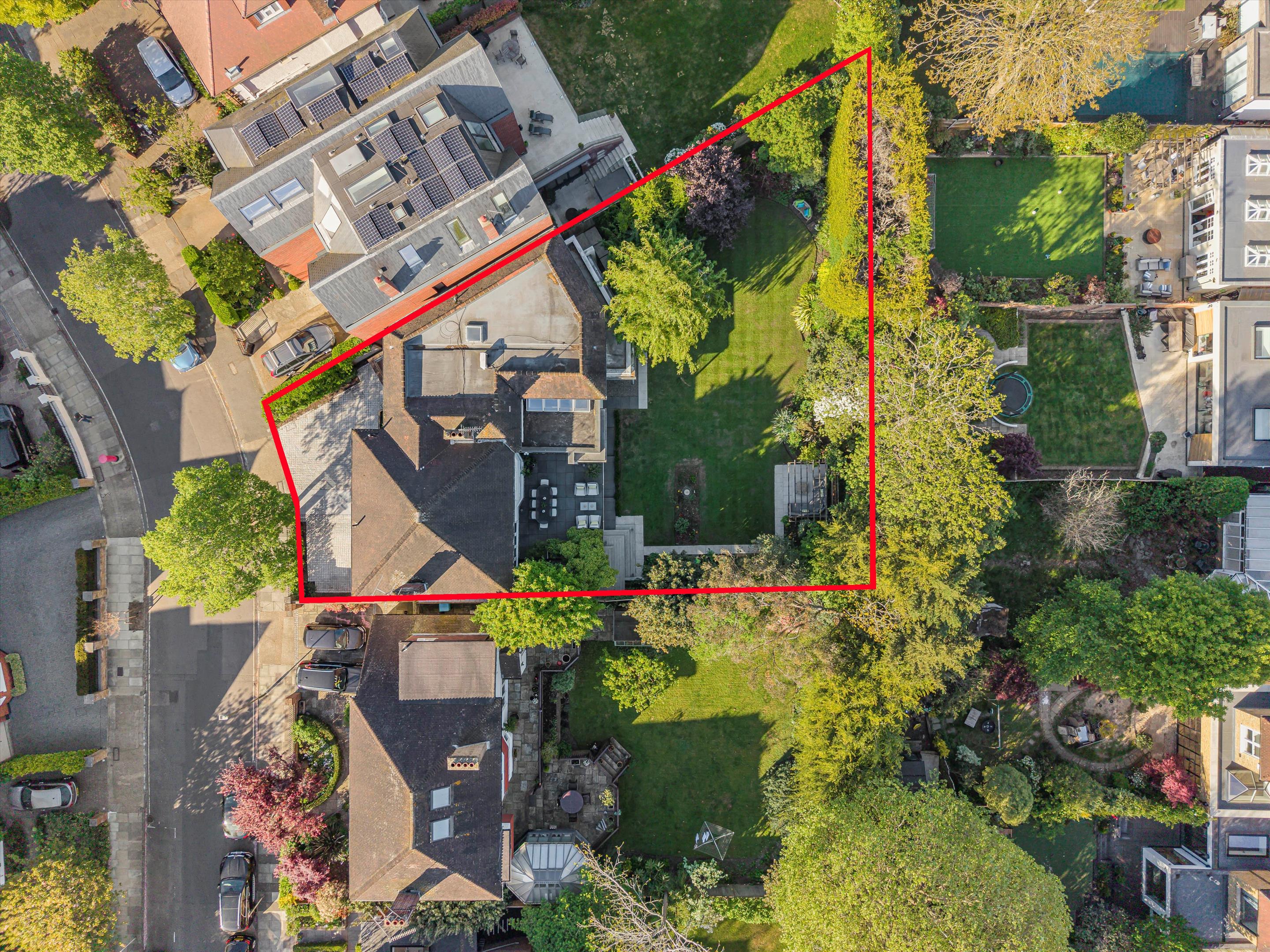 Denbigh Gardens, Richmond TW10