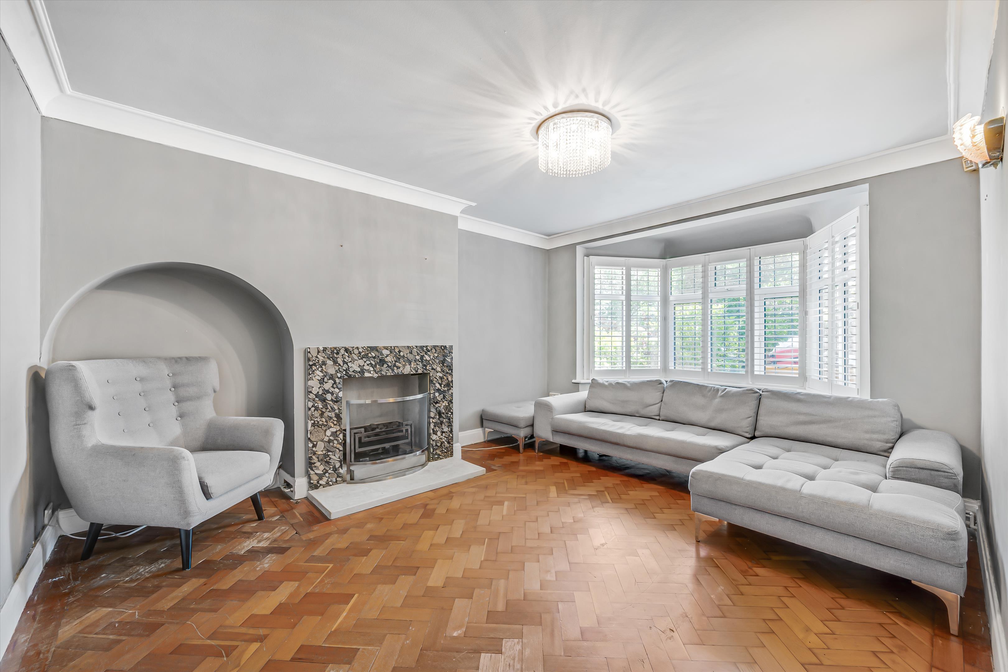 Riverdale Gardens, Twickenham TW1