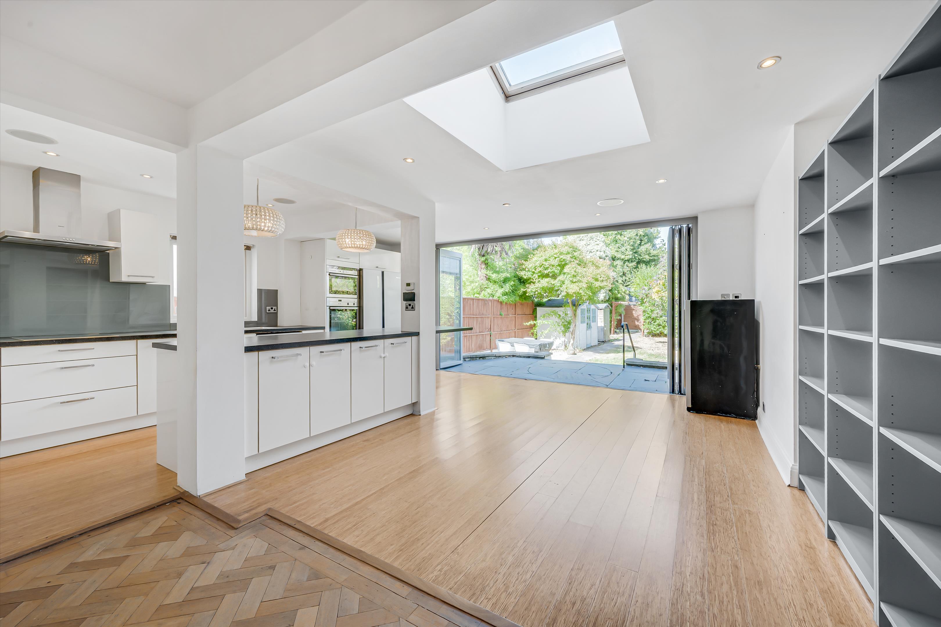 Riverdale Gardens, Twickenham TW1