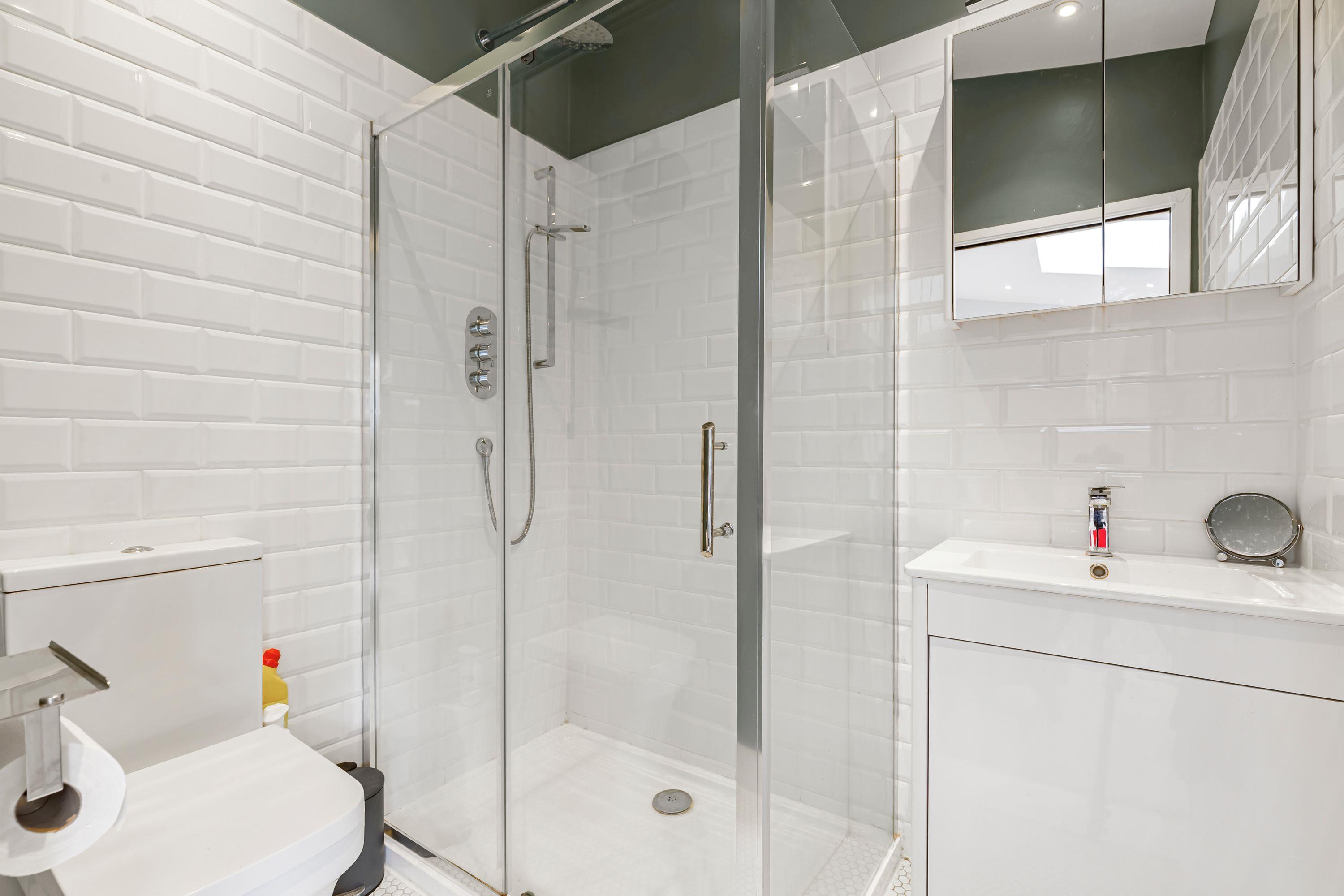 Heathcote Road, St Margarets, TW1