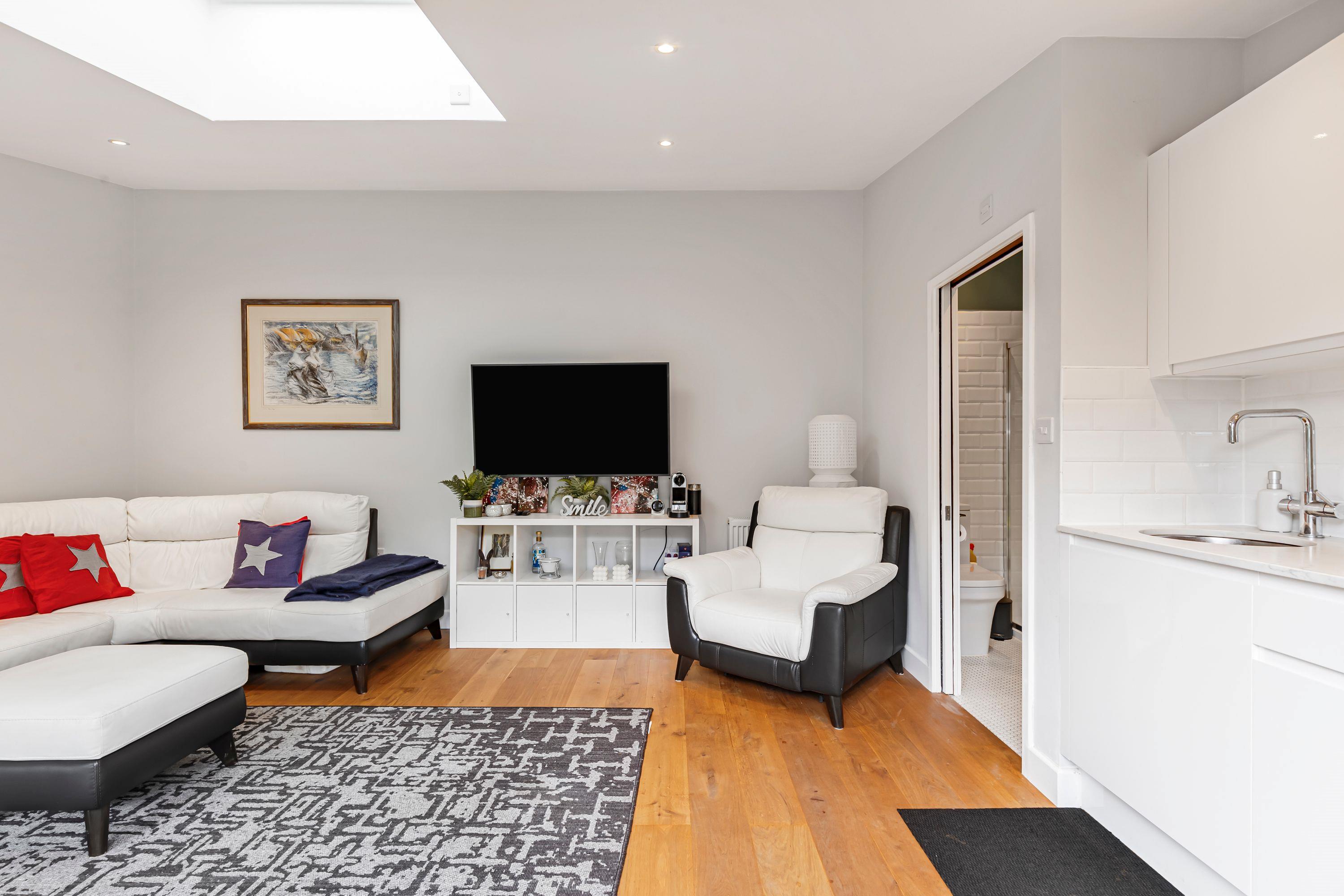 Heathcote Road, St Margarets, TW1